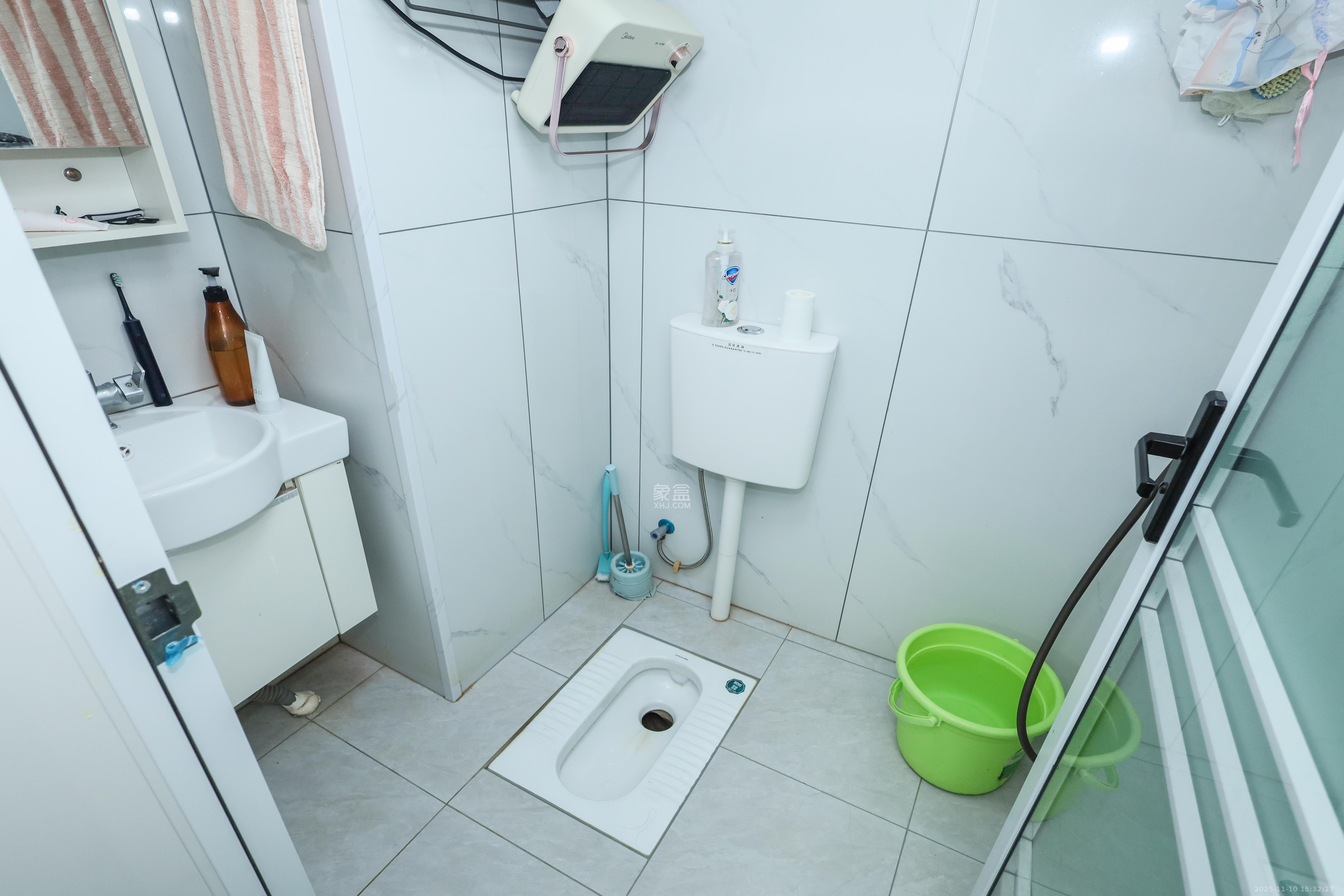 中国铁建湘语梅溪 2室1厅1卫 2100.0元/月 中国铁建湘语梅溪 2室1厅1卫 2100.0元/月室内图