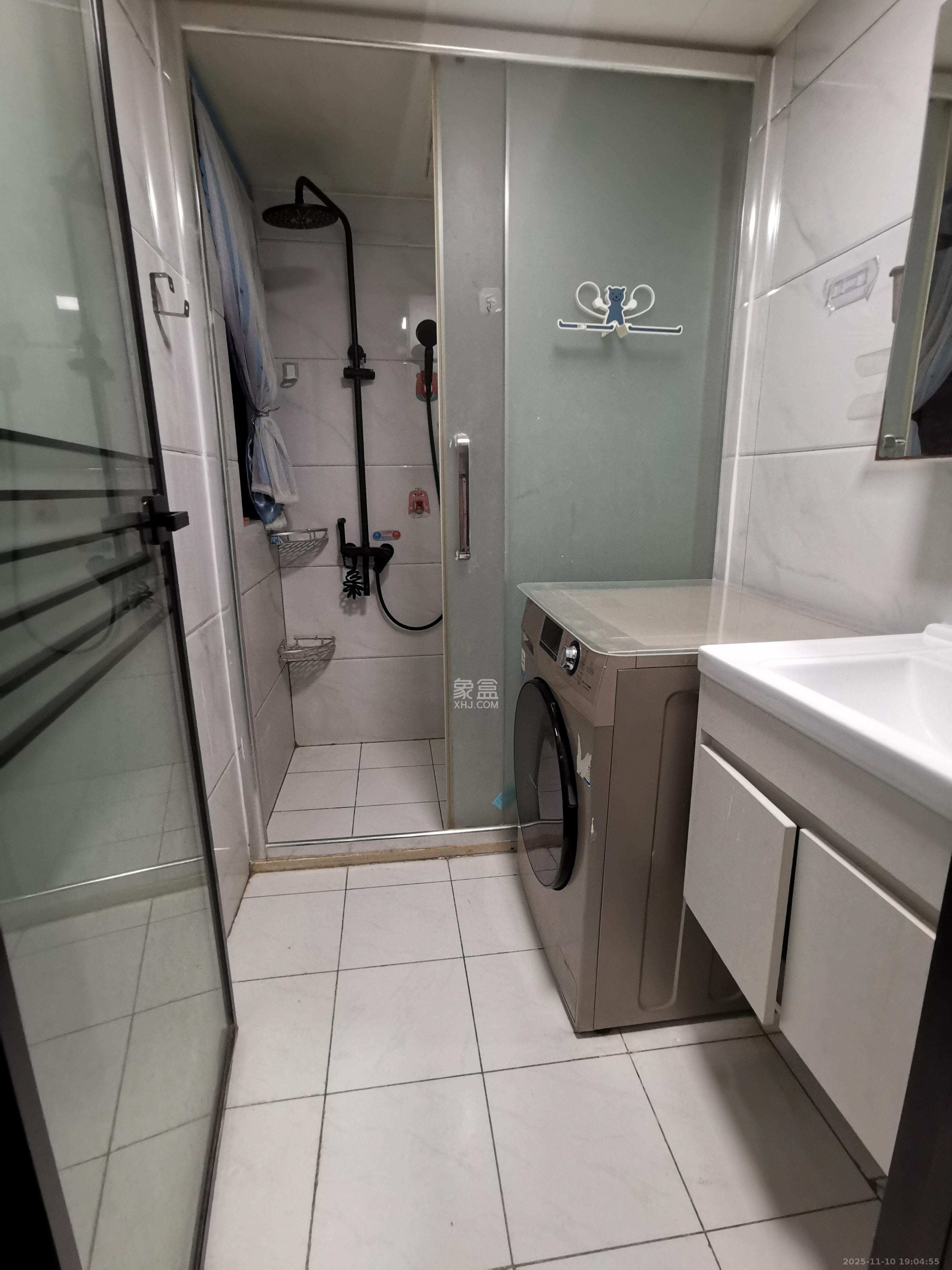 金晟年华  1室1厅1卫    1500.0元/月室内图