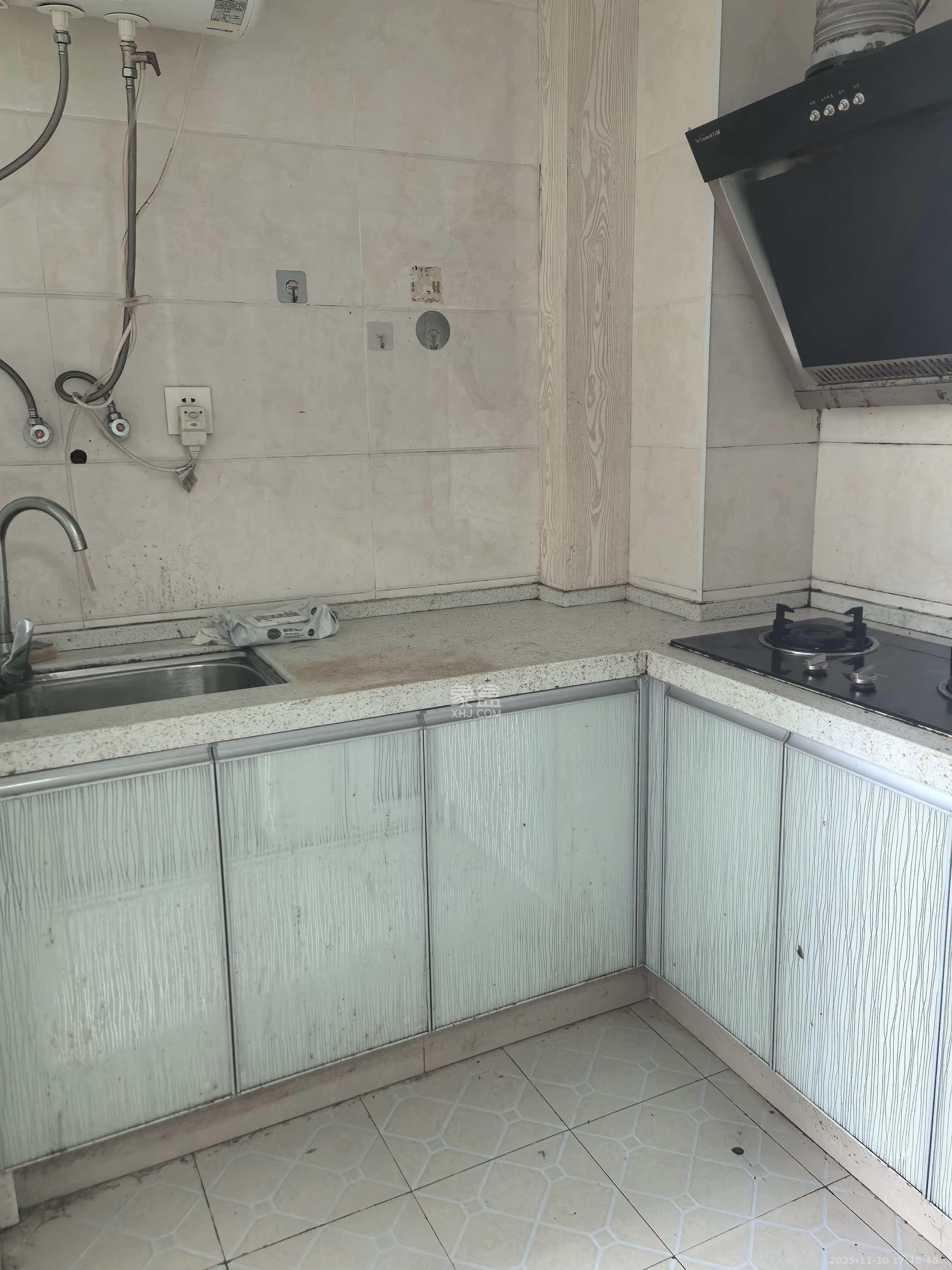 嘉顺苑  1室1厅1卫    1200.0元/月室内图