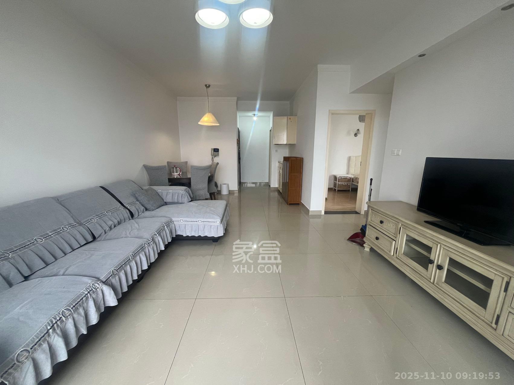 顺天黄金海岸  2室1厅1卫    2300.0元/月