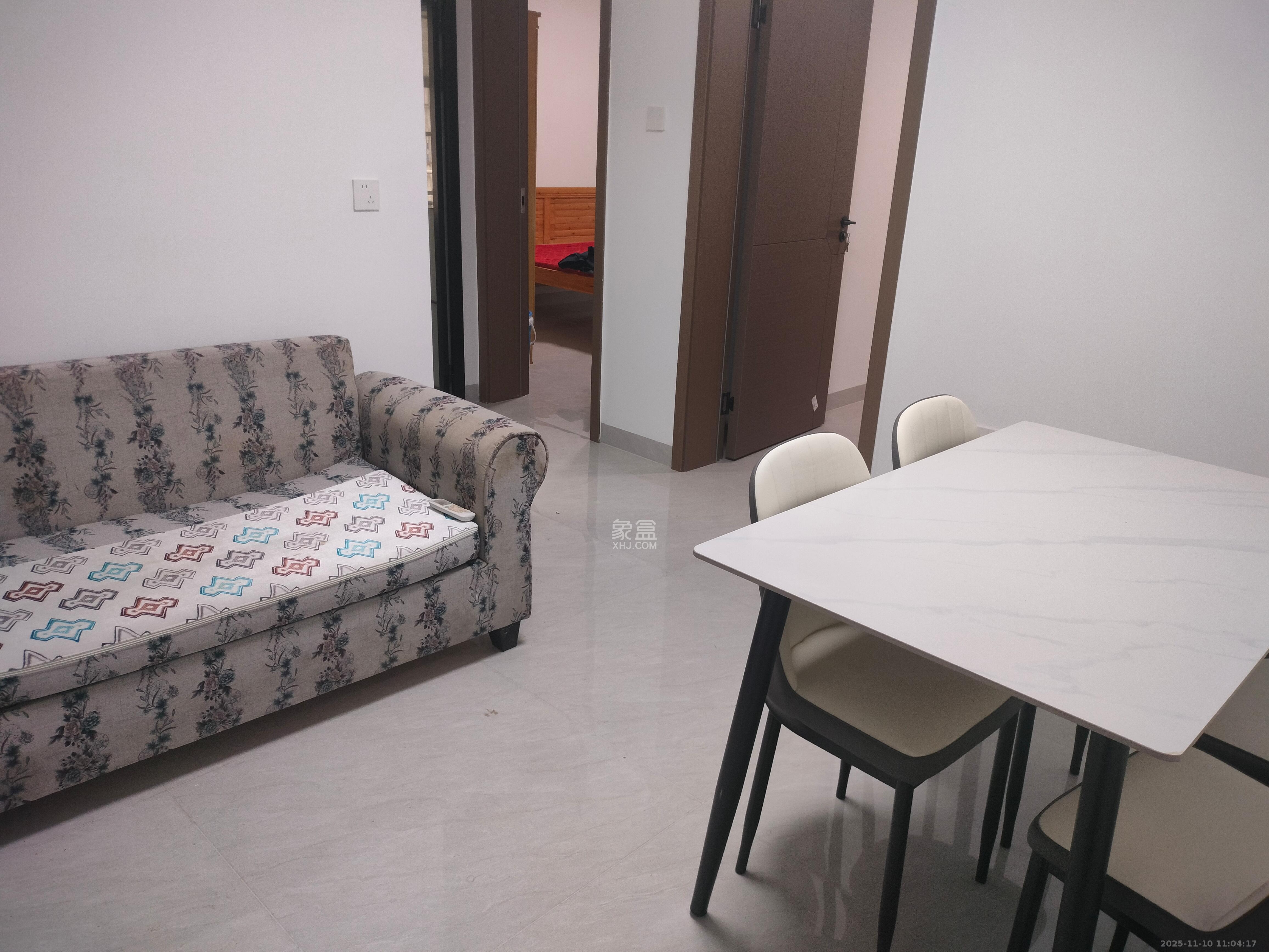 涂家冲社区（涂新小区、农商银行宿舍）  2室1厅1卫    1700.0元/月室内图