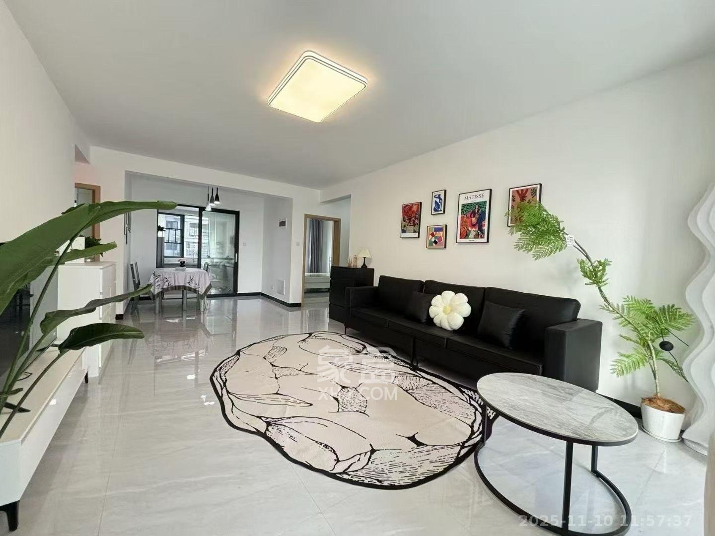 旭日嘉苑  3室1厅1卫    2700.0元/月室内图