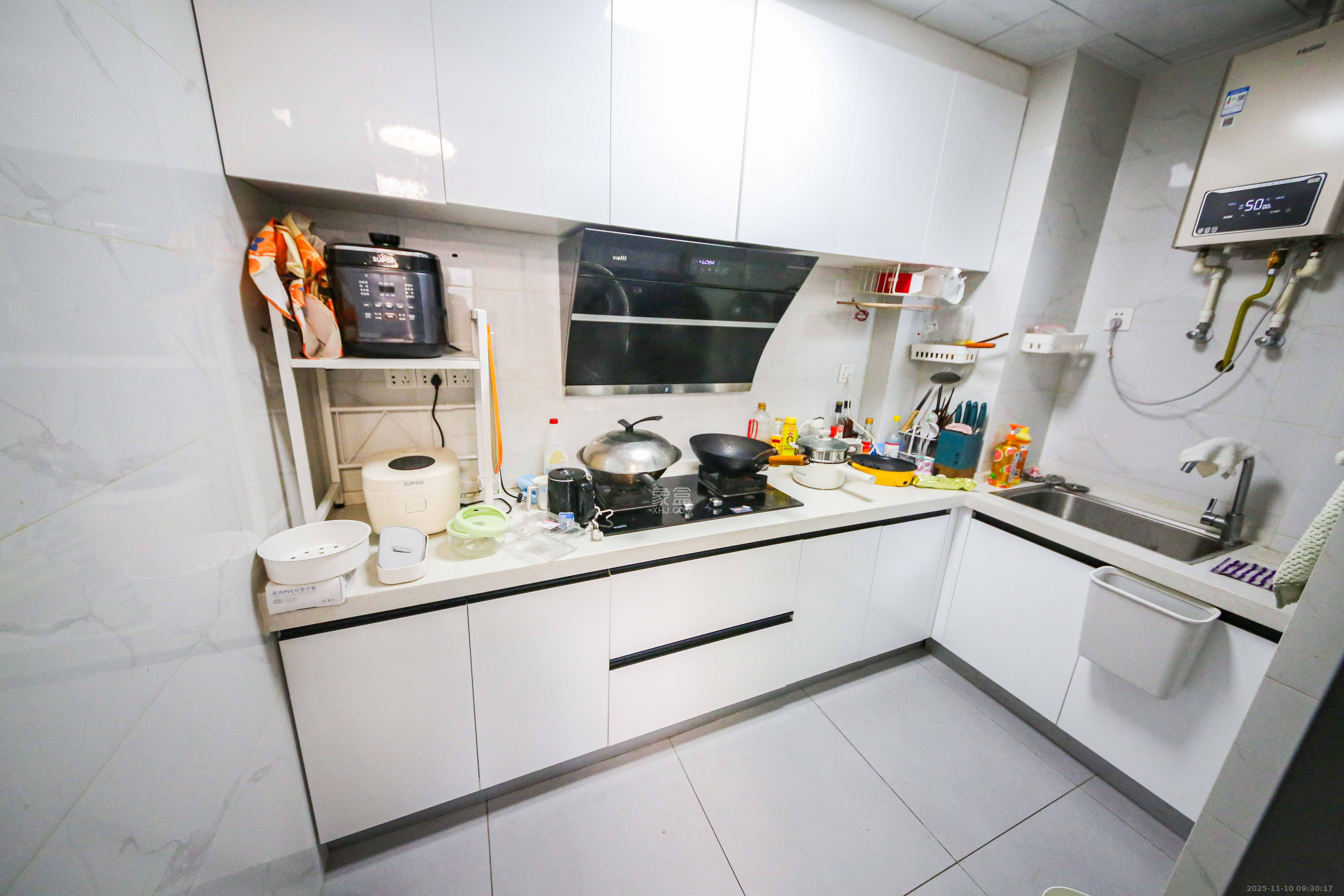 中南红领邦（红星嘉和苑）  3室2厅1卫    85.0万厨房