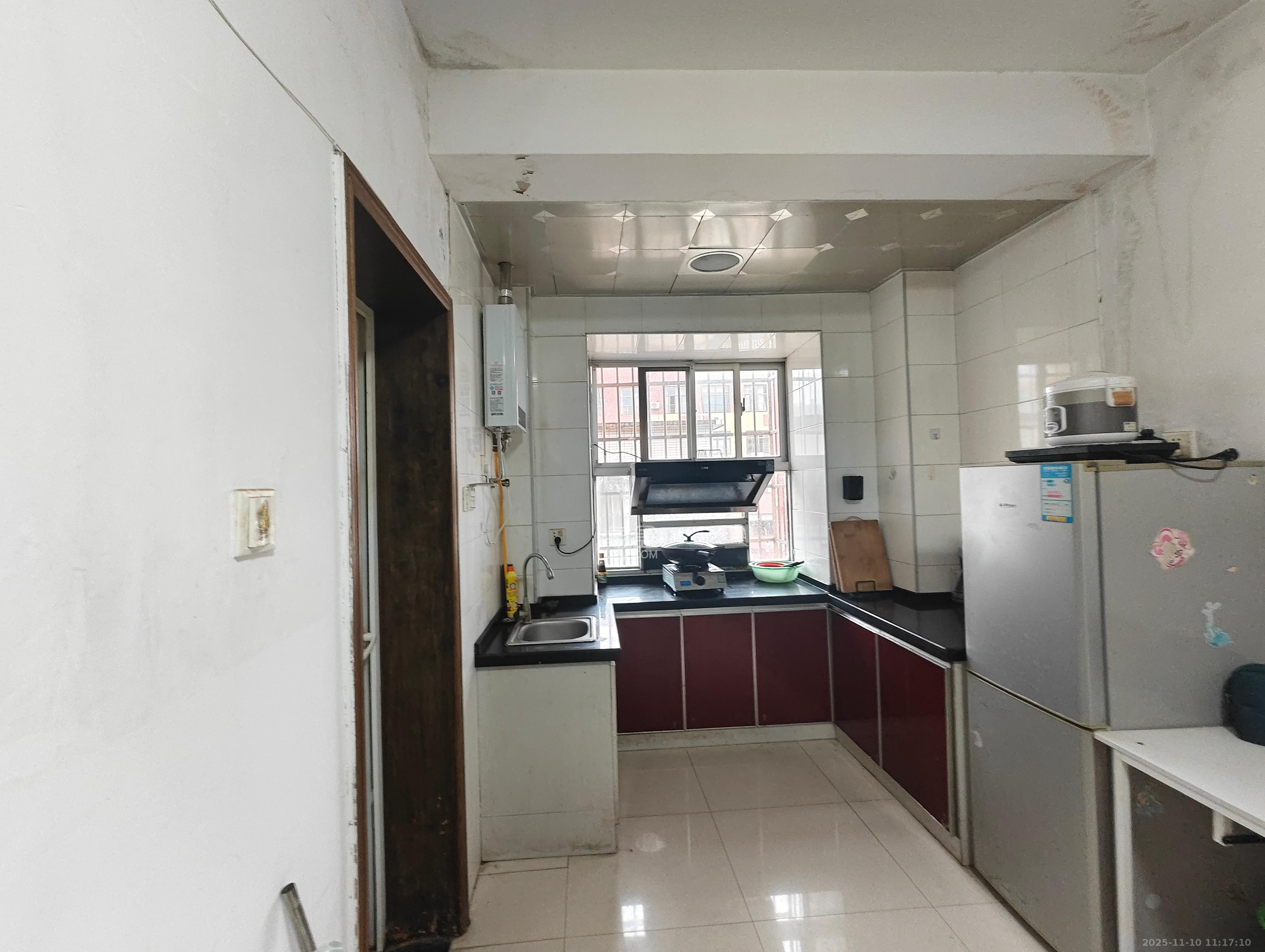 黄泥塘小区  1室0厅0卫    1200.0元/月室内图