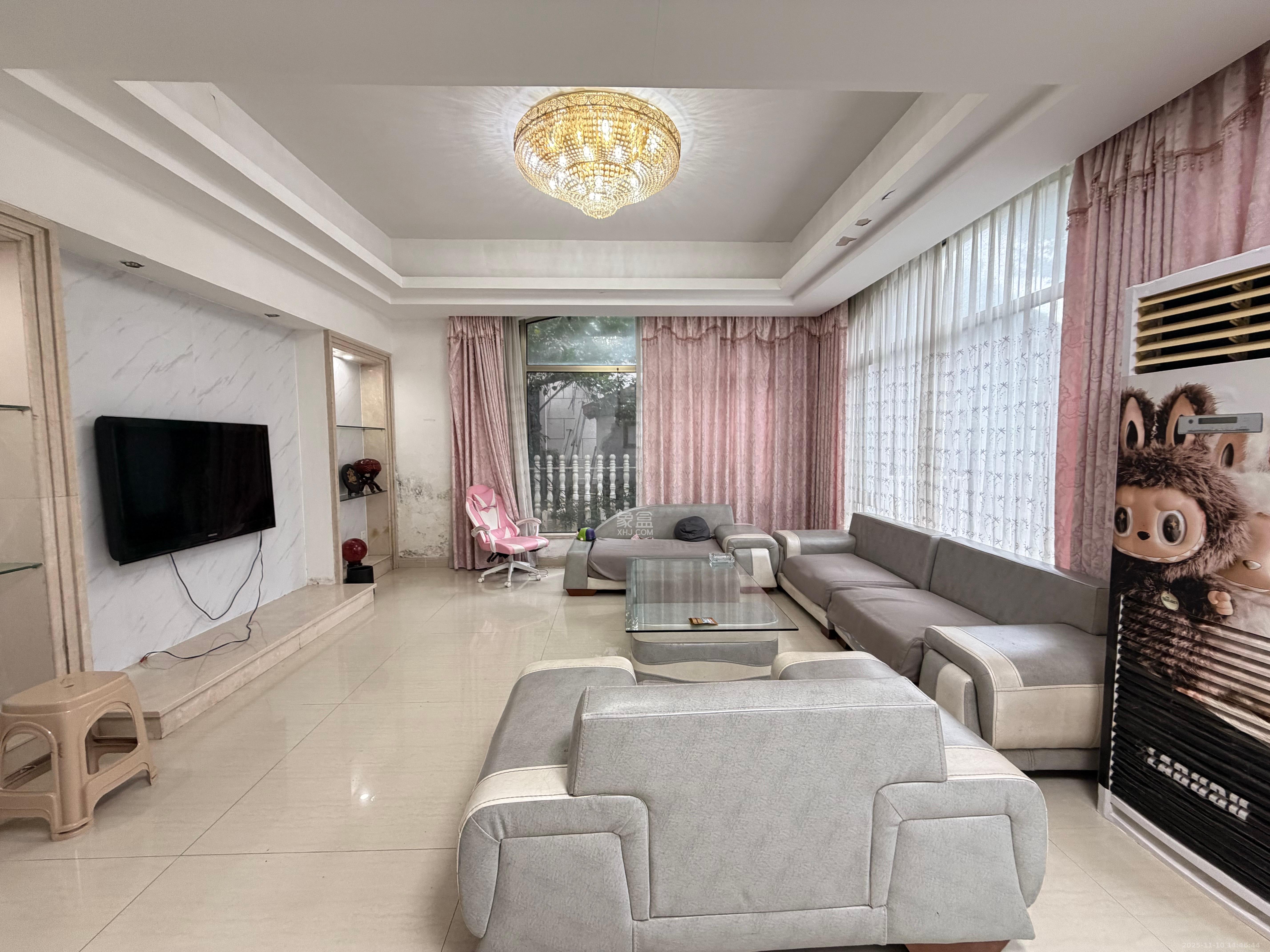 碧桂园威尼斯城 5室2厅2卫 5200.0元/月 碧桂园威尼斯城 5室2厅2卫 5200.0元/月室内图