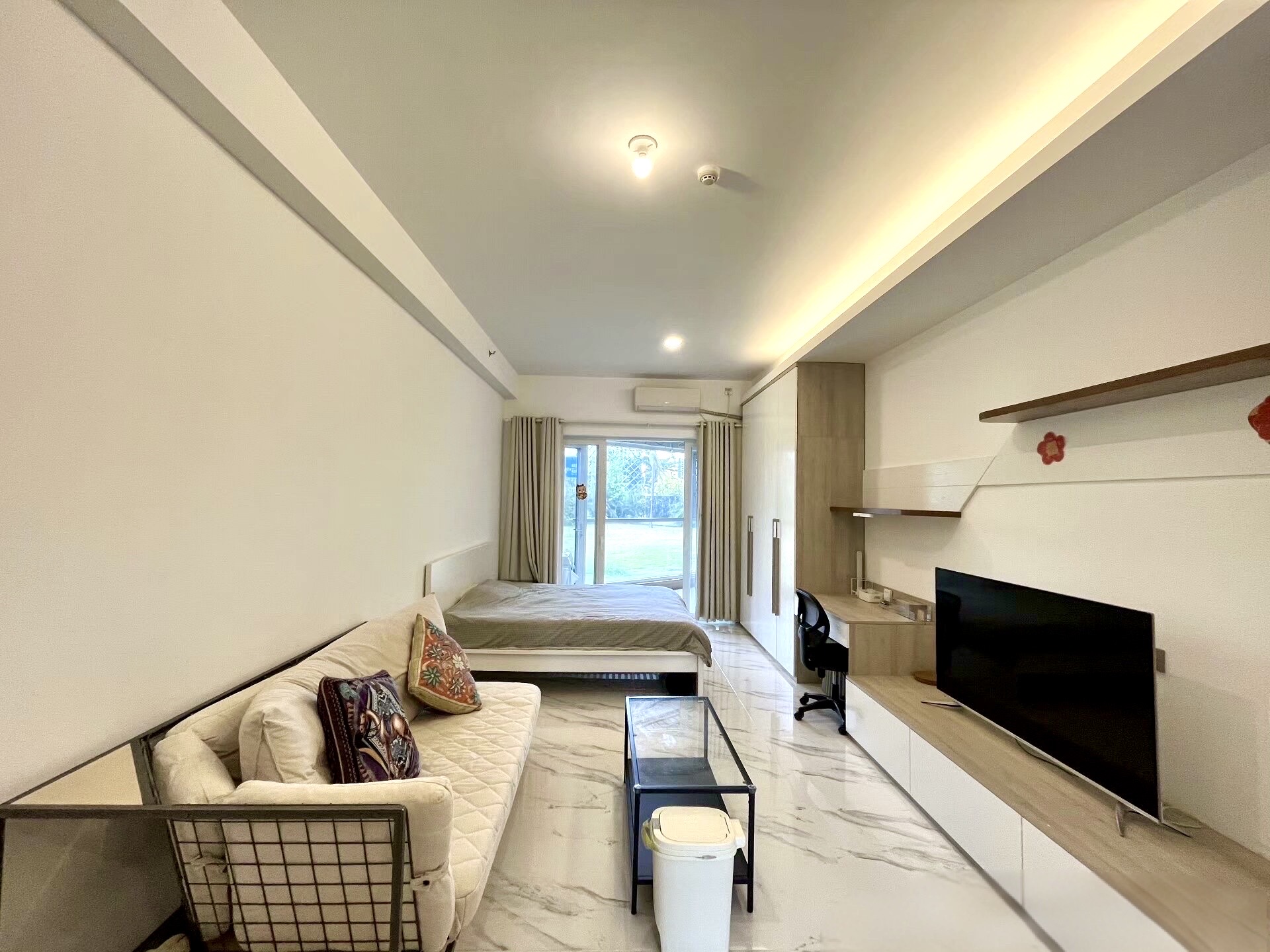 碧桂园中央半岛  1室0厅1卫    1600.0元/月