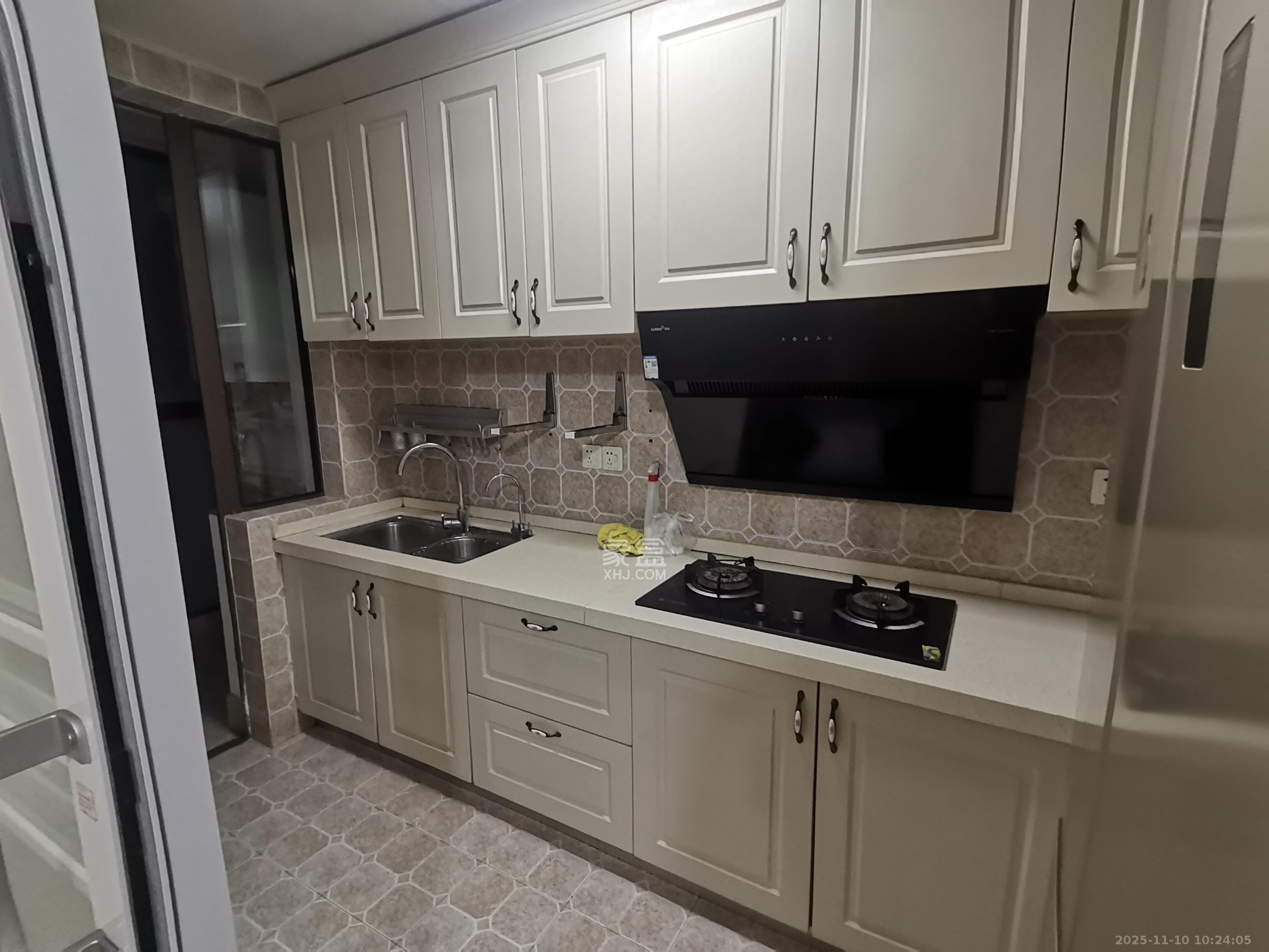 梅溪湖合能璞丽 3室2厅2卫 2500.0元/月 梅溪湖合能璞丽 3室2厅2卫 2500.0元/月室内图