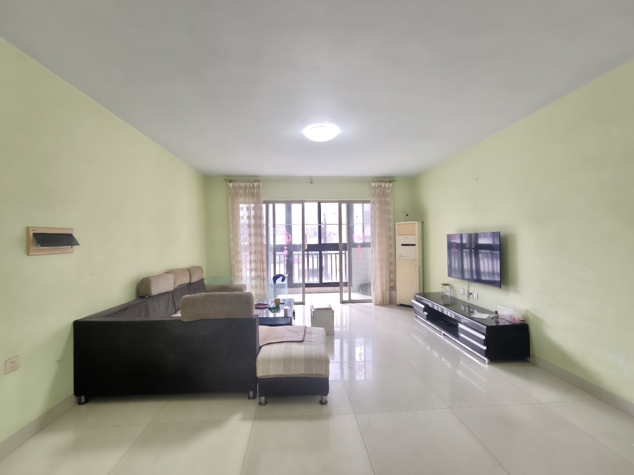 海联新村 3室2厅1卫 2300.0元/月 海联新村 3室2厅1卫 2300.0元/月室内图