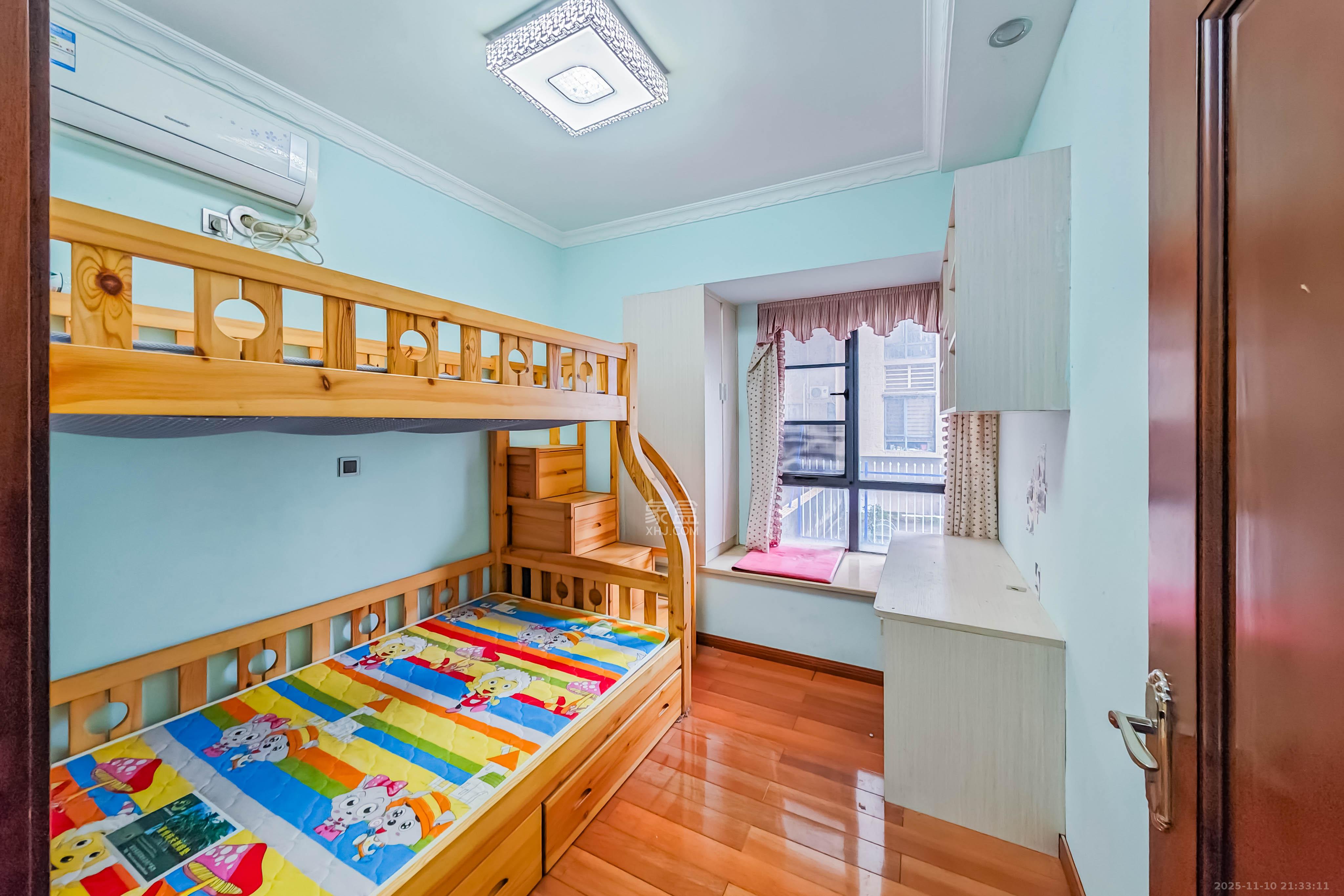 香樟兰亭（朗峰苑）  3室2厅1卫    118.0万卧室