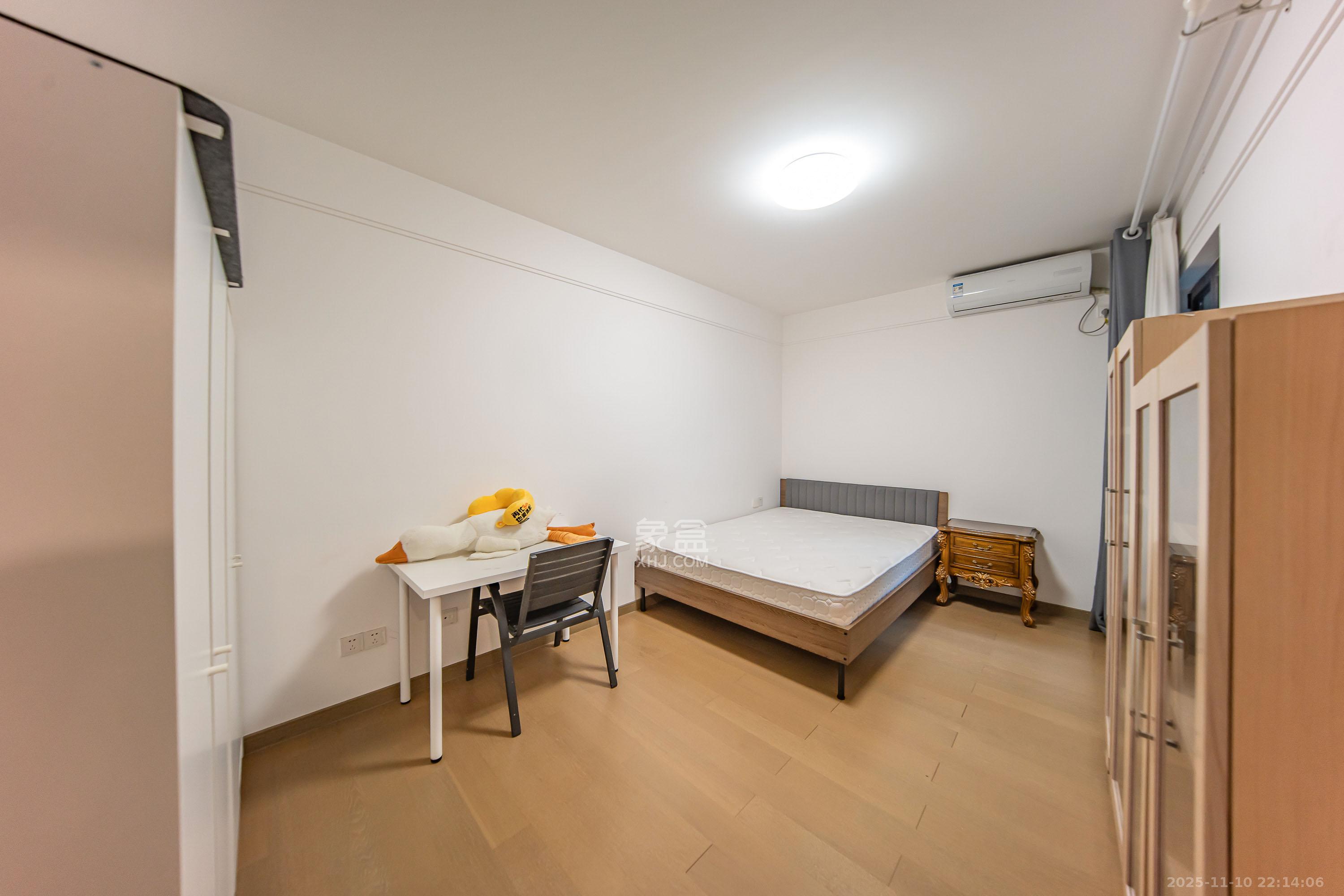 城发恒伟星雅韵(恒伟星辉苑) 3室2厅2卫 155.0万 城发恒伟星雅韵(恒伟星辉苑) 3室2厅2卫 155.0万卧室