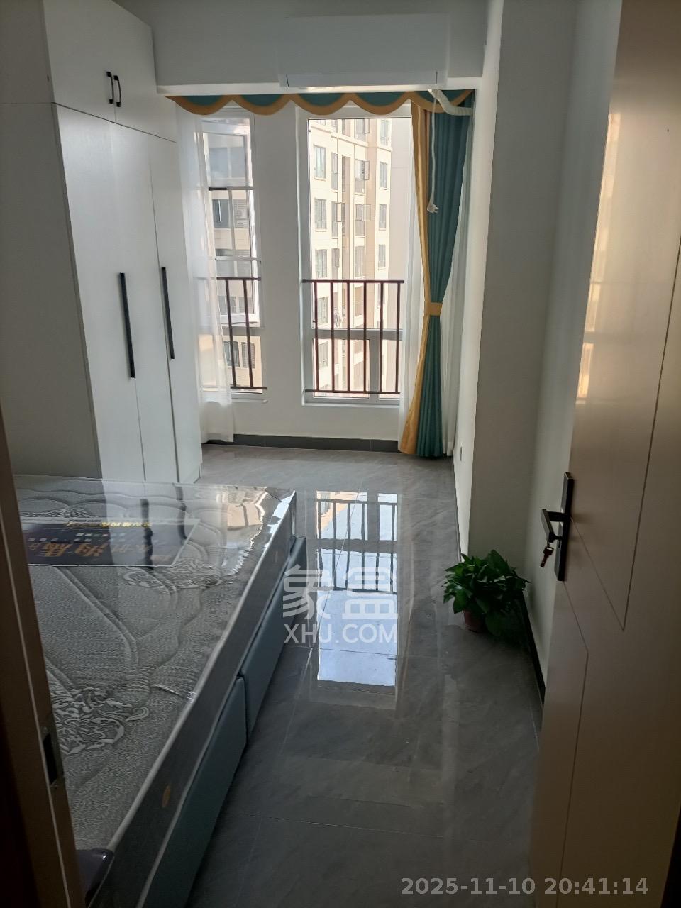 金地铂悦  2室1厅1卫    1400.0元/月室内图