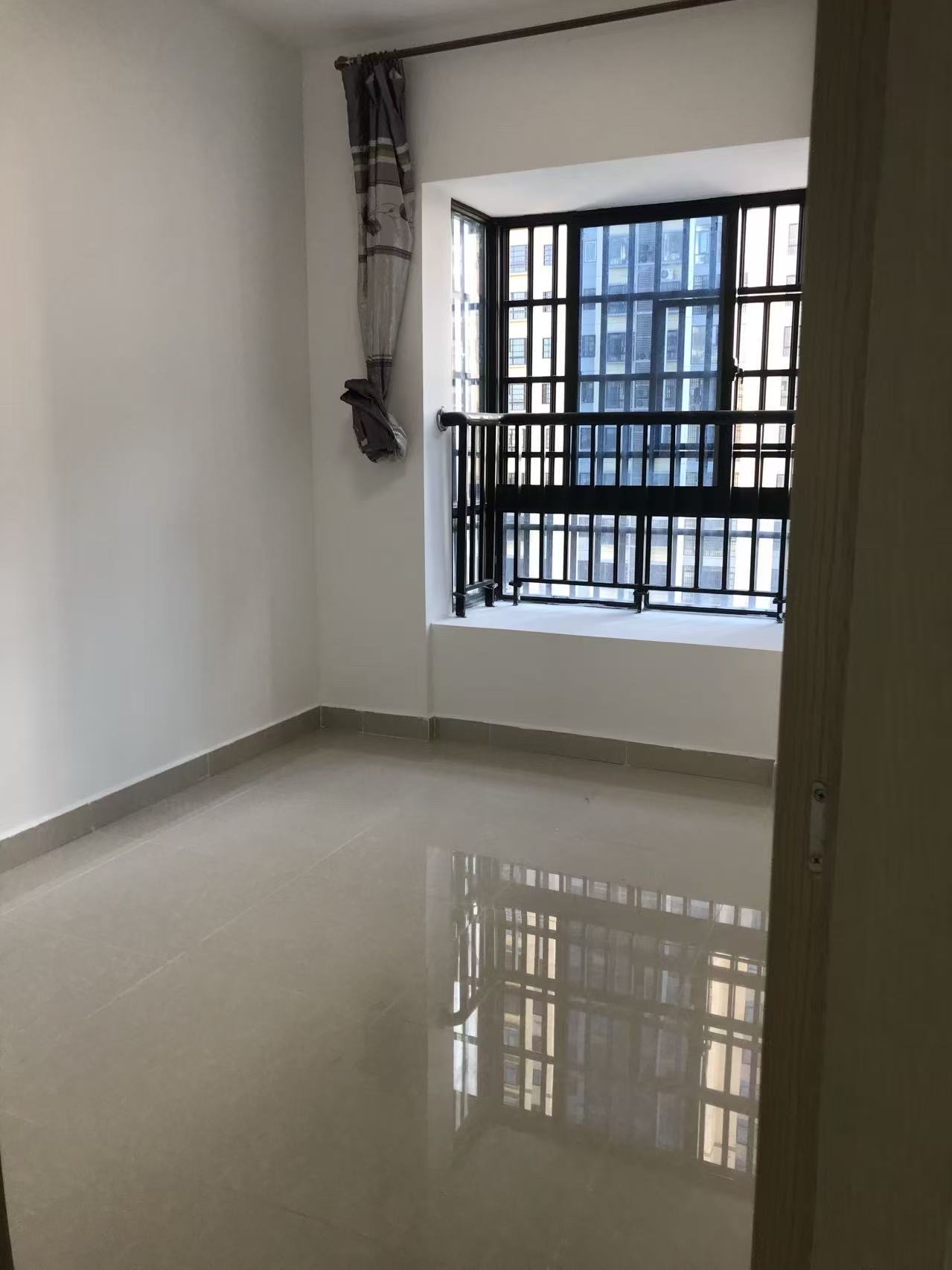 新海小区  3室1厅1卫    1500.0元/月室内图