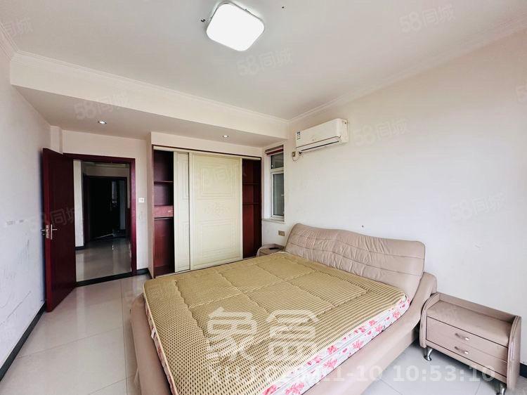 鑫科明珠  2室1厅1卫    2200.0元/月室内图