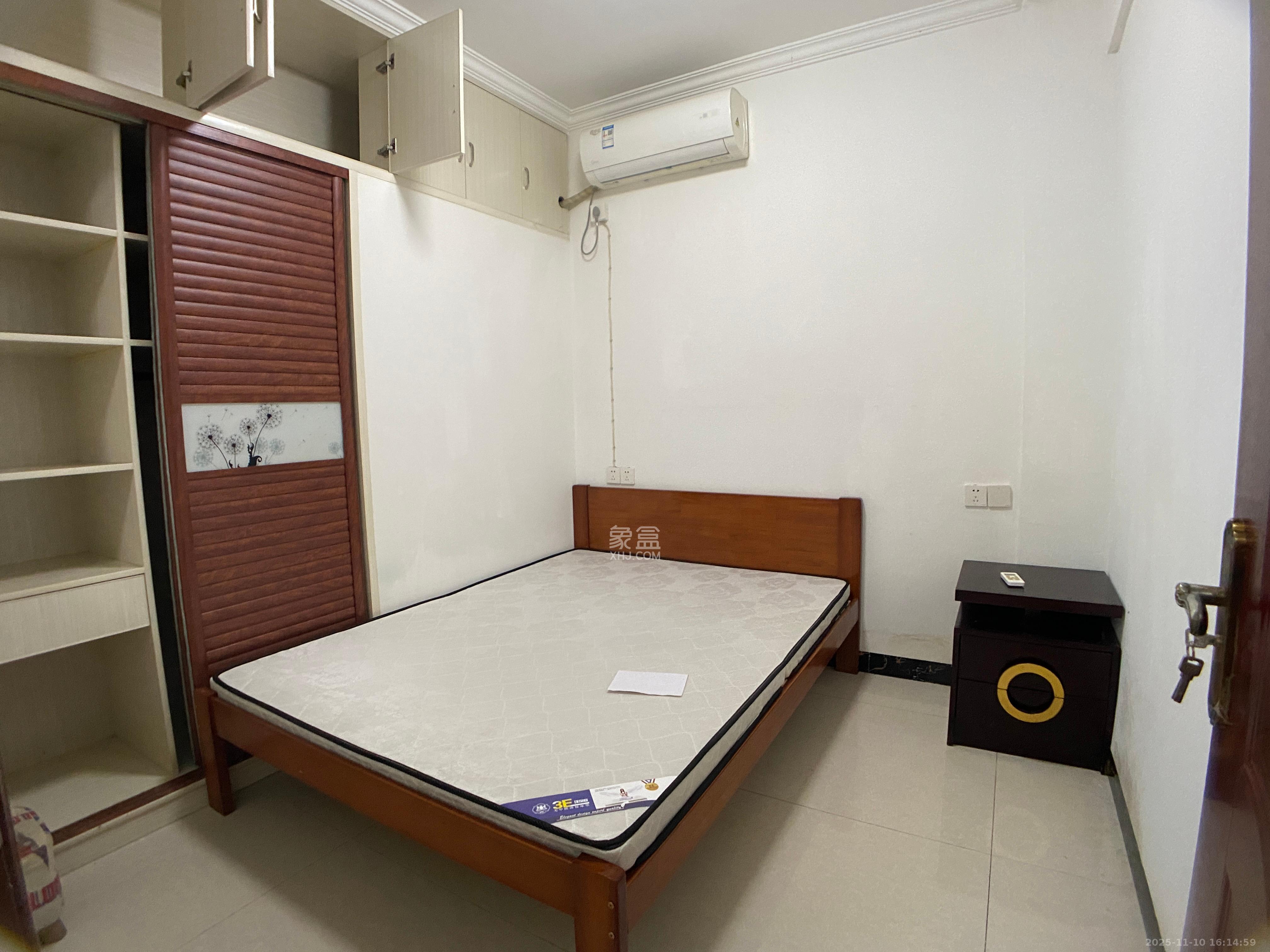 友兴家园  2室1厅1卫    1400.0元/月室内图