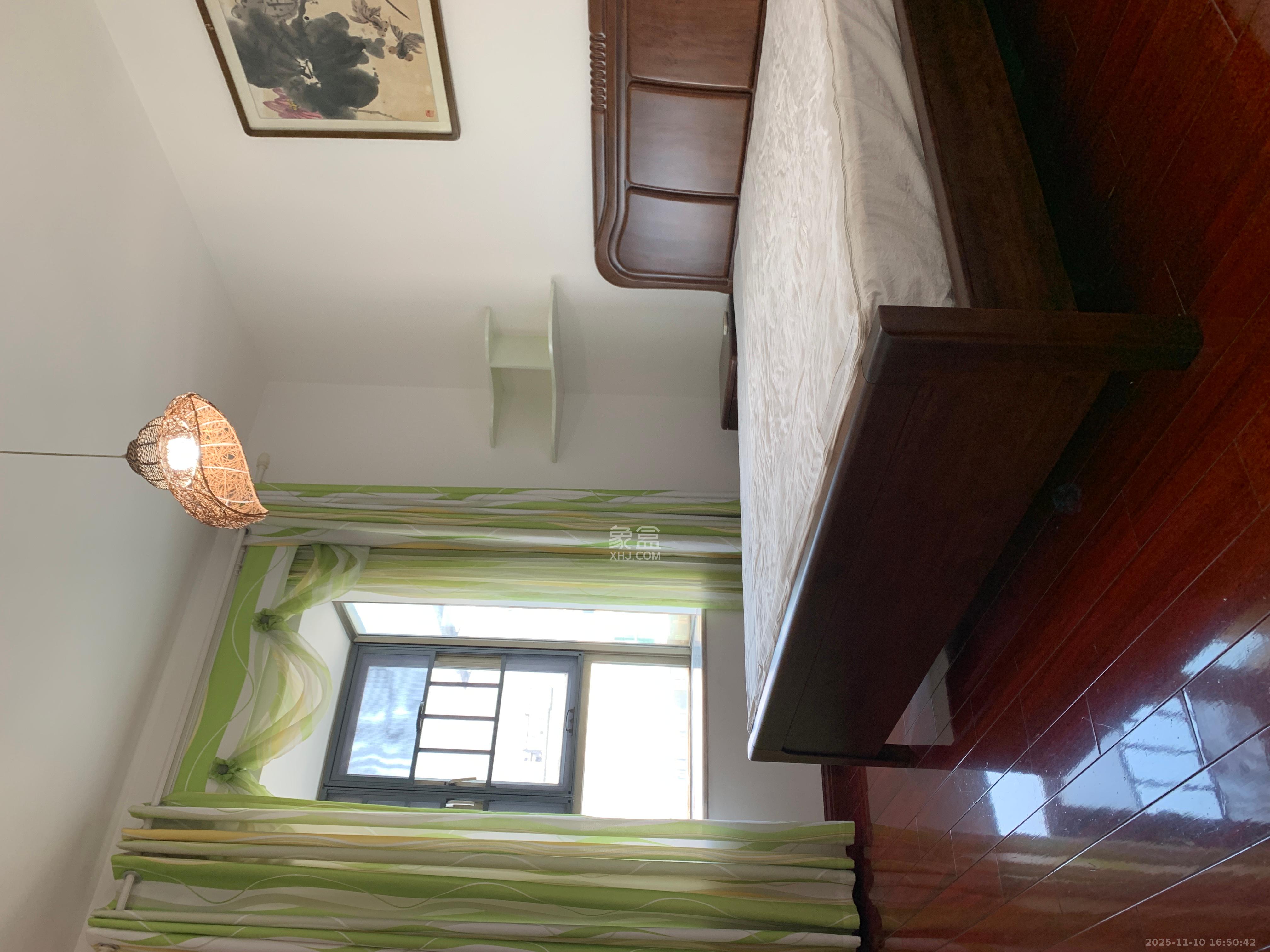 桐荫里社区  5室2厅2卫    6500.0元/月室内图