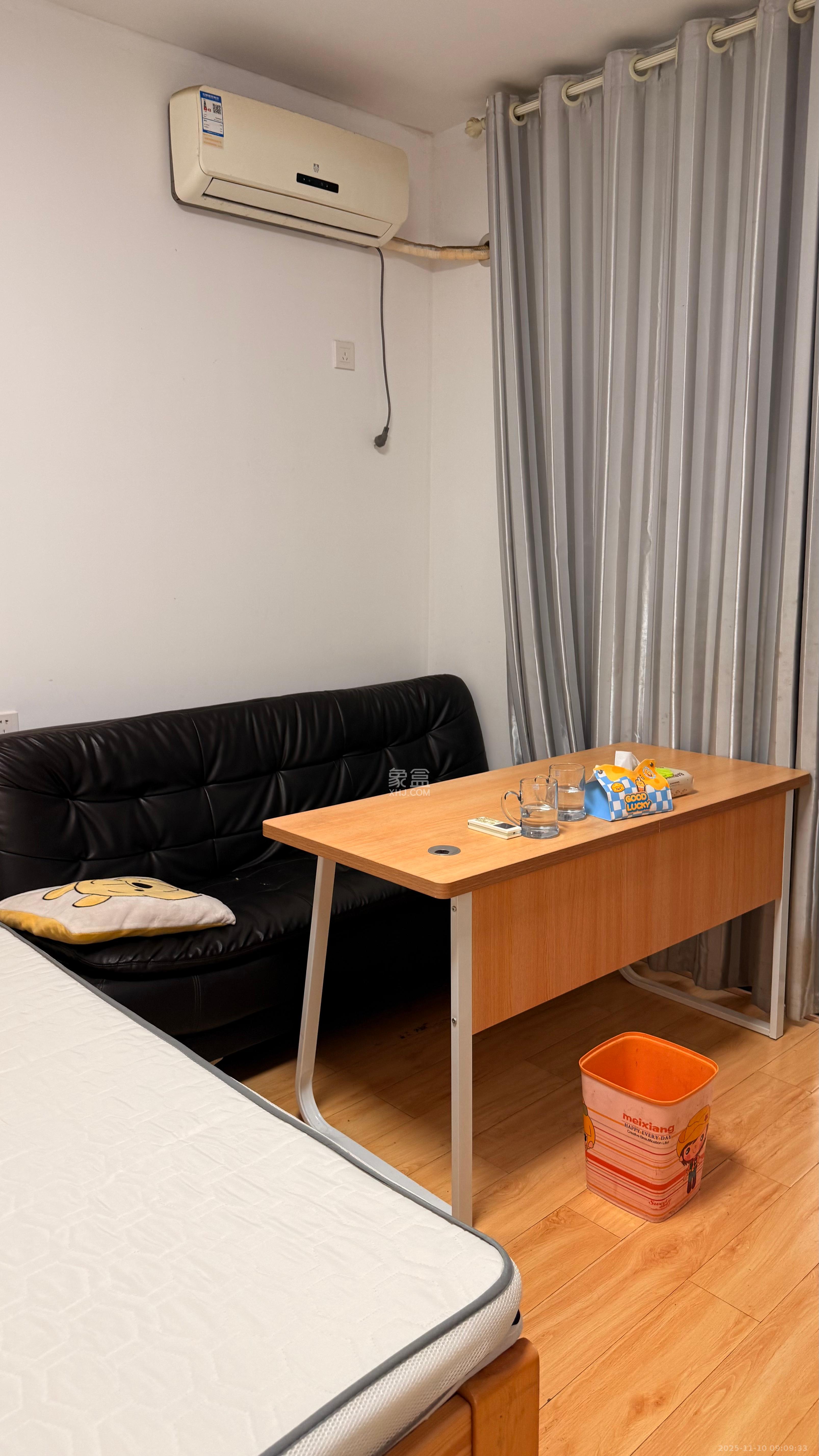 明天一城  1室1厅1卫    1000.0元/月室内图