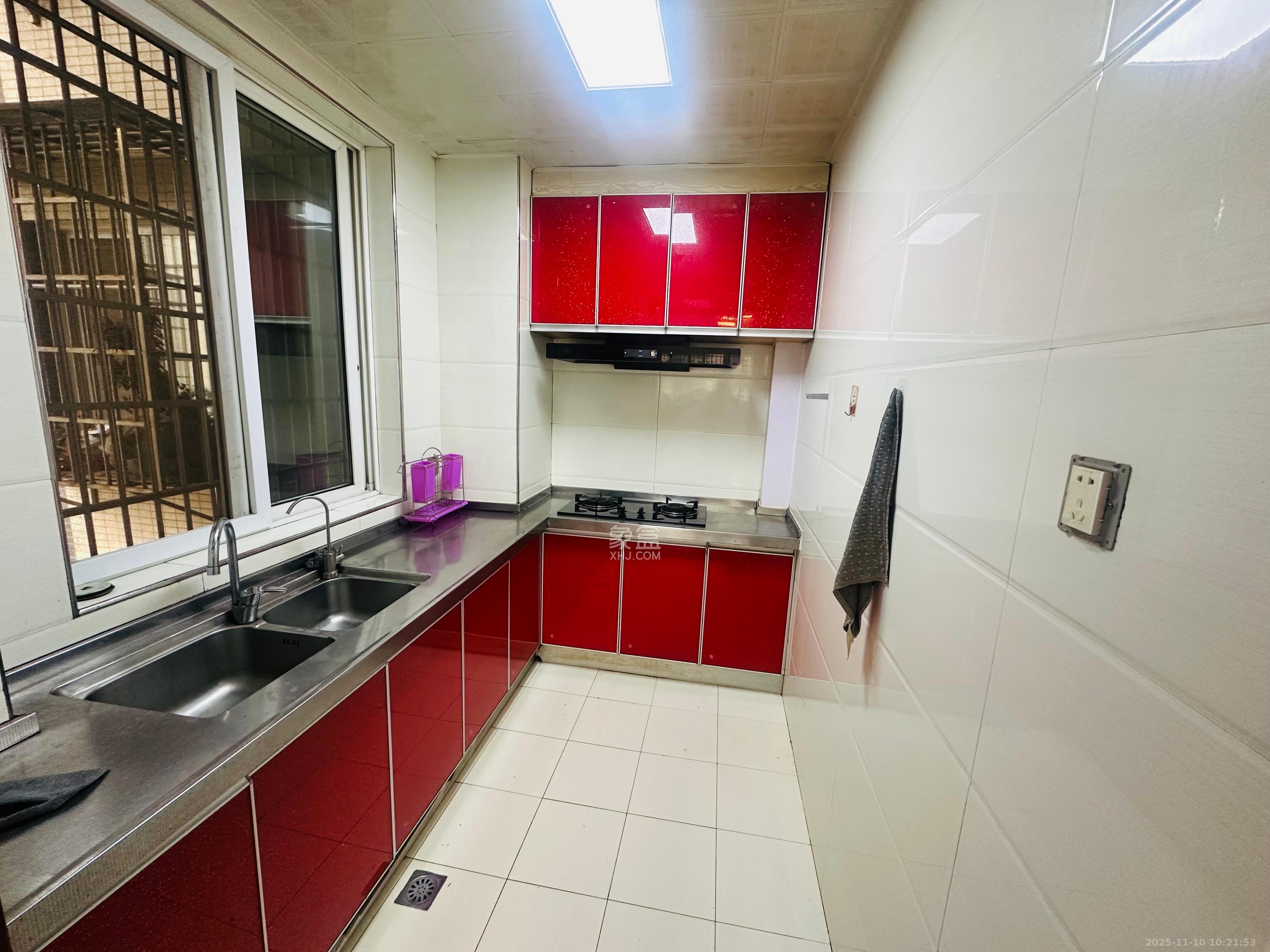 星城新宇黎雅苑 2室2厅1卫 1600.0元/月 星城新宇黎雅苑 2室2厅1卫 1600.0元/月室内图