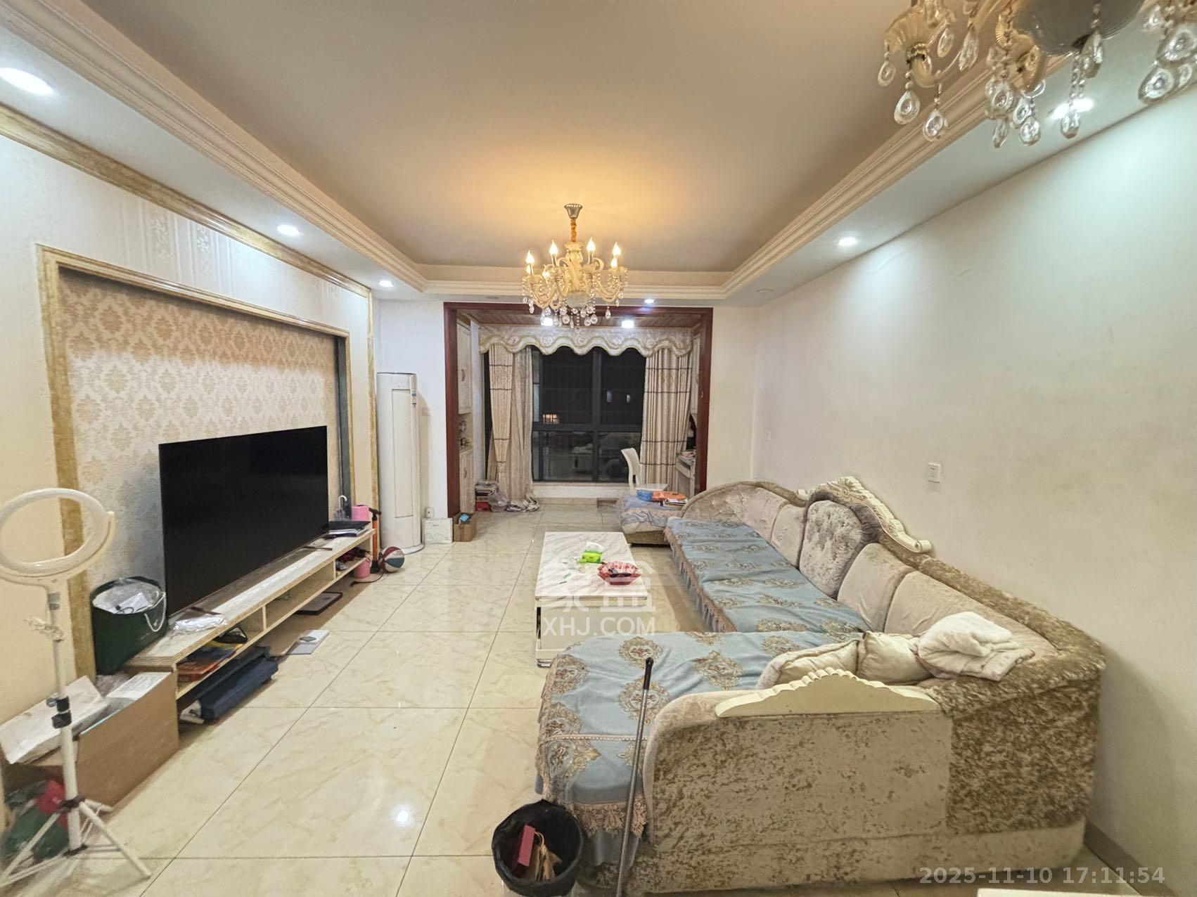 万科魅力之城 3室2厅2卫 2500.0元/月 万科魅力之城 3室2厅2卫 2500.0元/月室内图