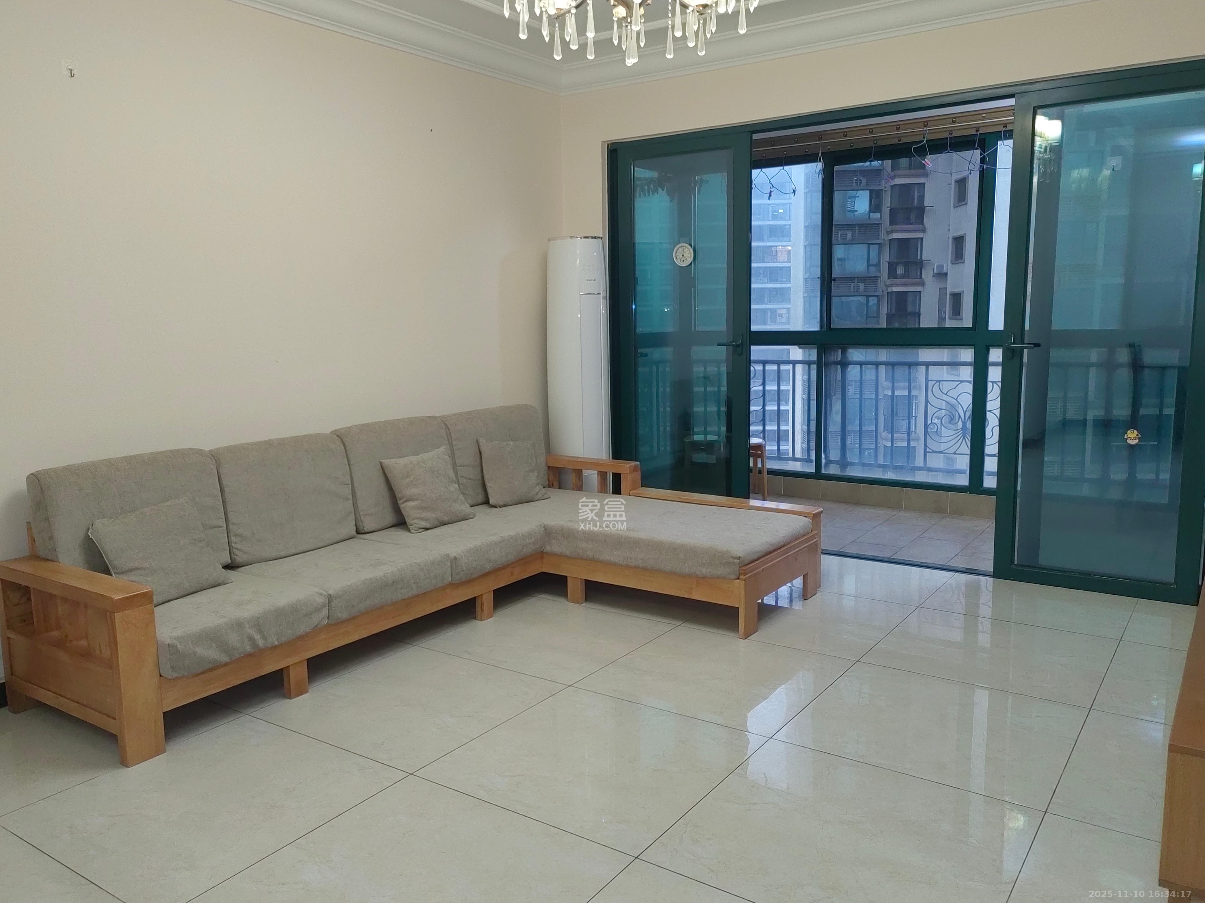 恒大翡翠华庭  3室2厅2卫    2600.0元/月室内图