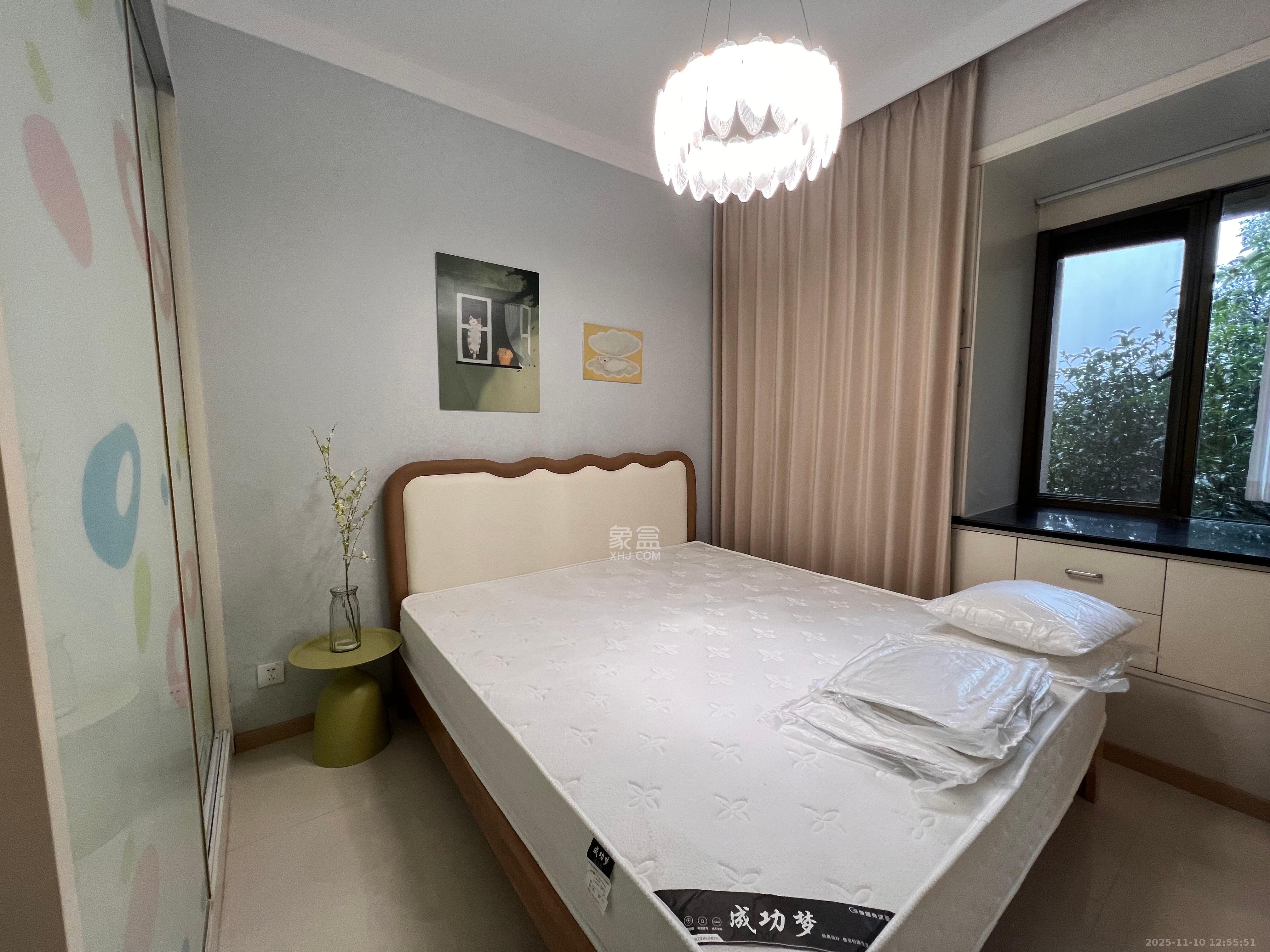 奥林匹克花园  4室1厅2卫    3500.0元/月室内图