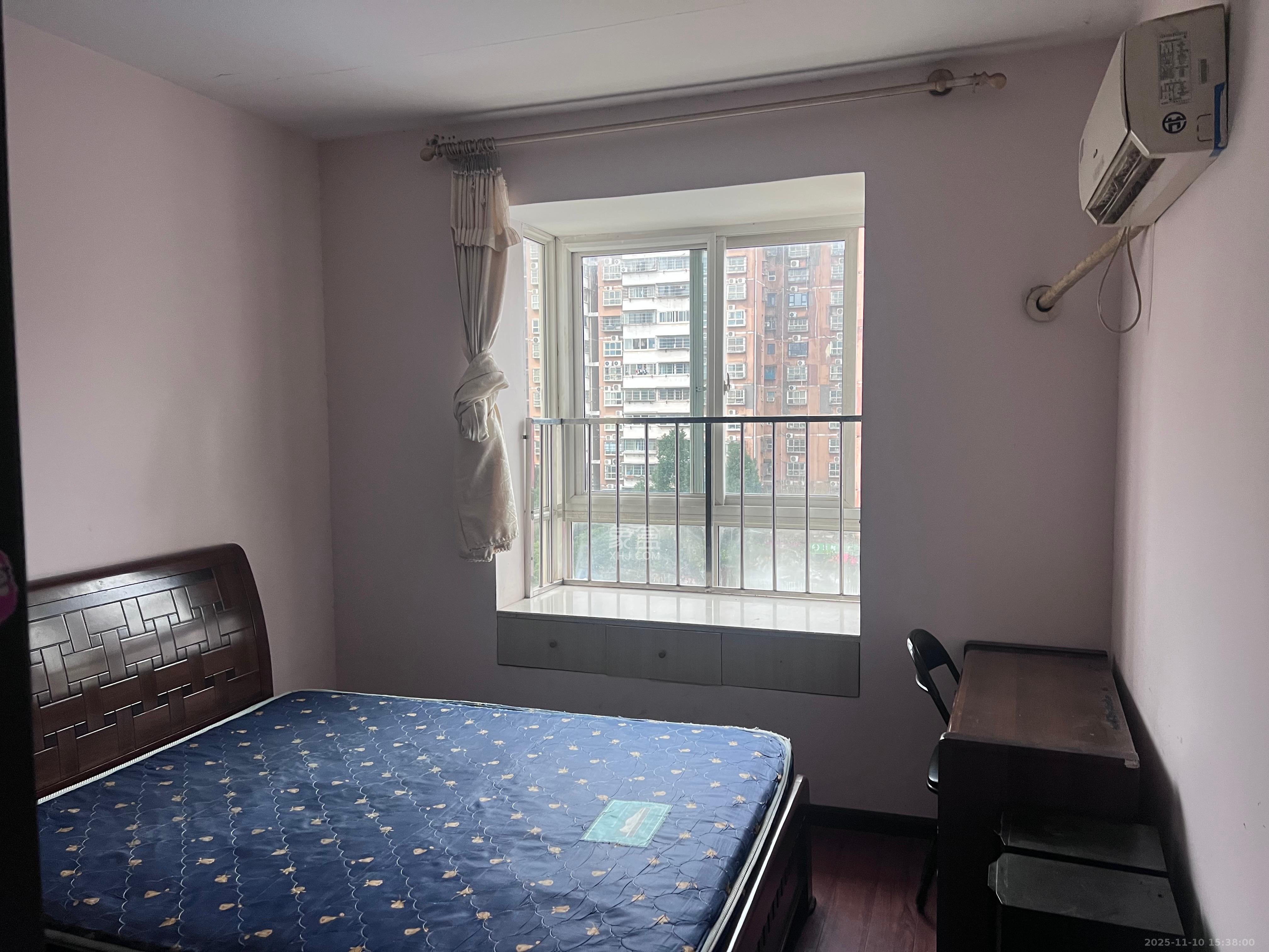 德润园  3室2厅1卫    1800.0元/月室内图