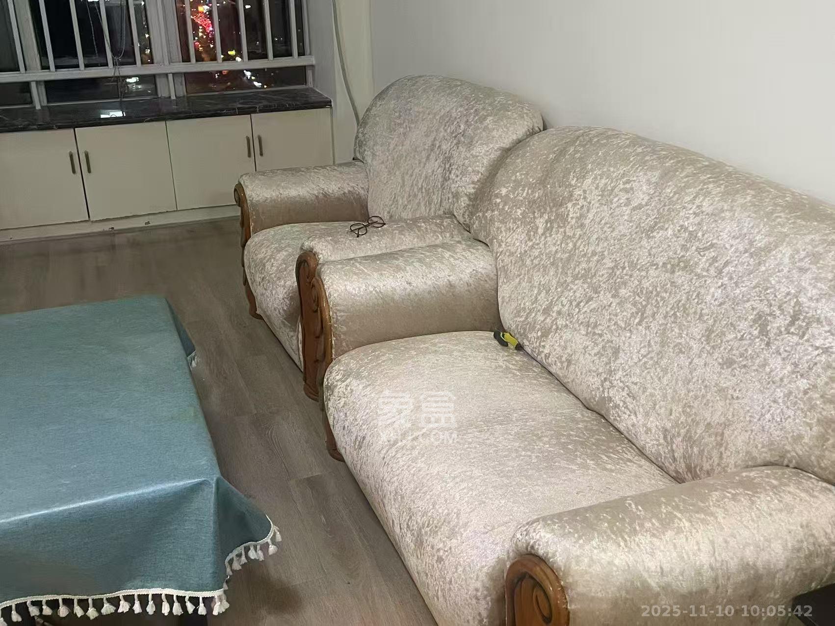 他城（天鸿时代公寓）  1室1厅1卫    1300.0元/月室内图