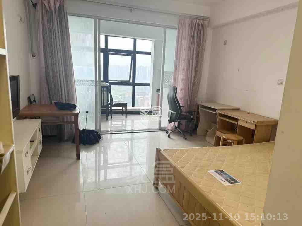 龙腾国际  1室1厅1卫    1000.0元/月室内图