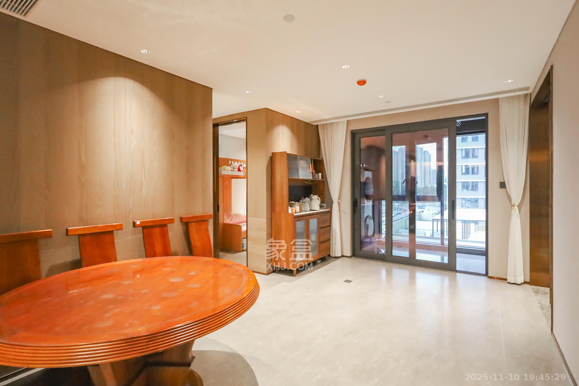 长沙悦府（华润万象城）  3室2厅3卫    420.0万其他