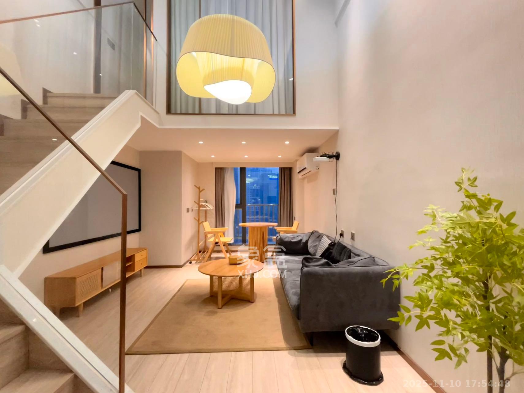 华远华时代  2室2厅1卫    2600.0元/月室内图