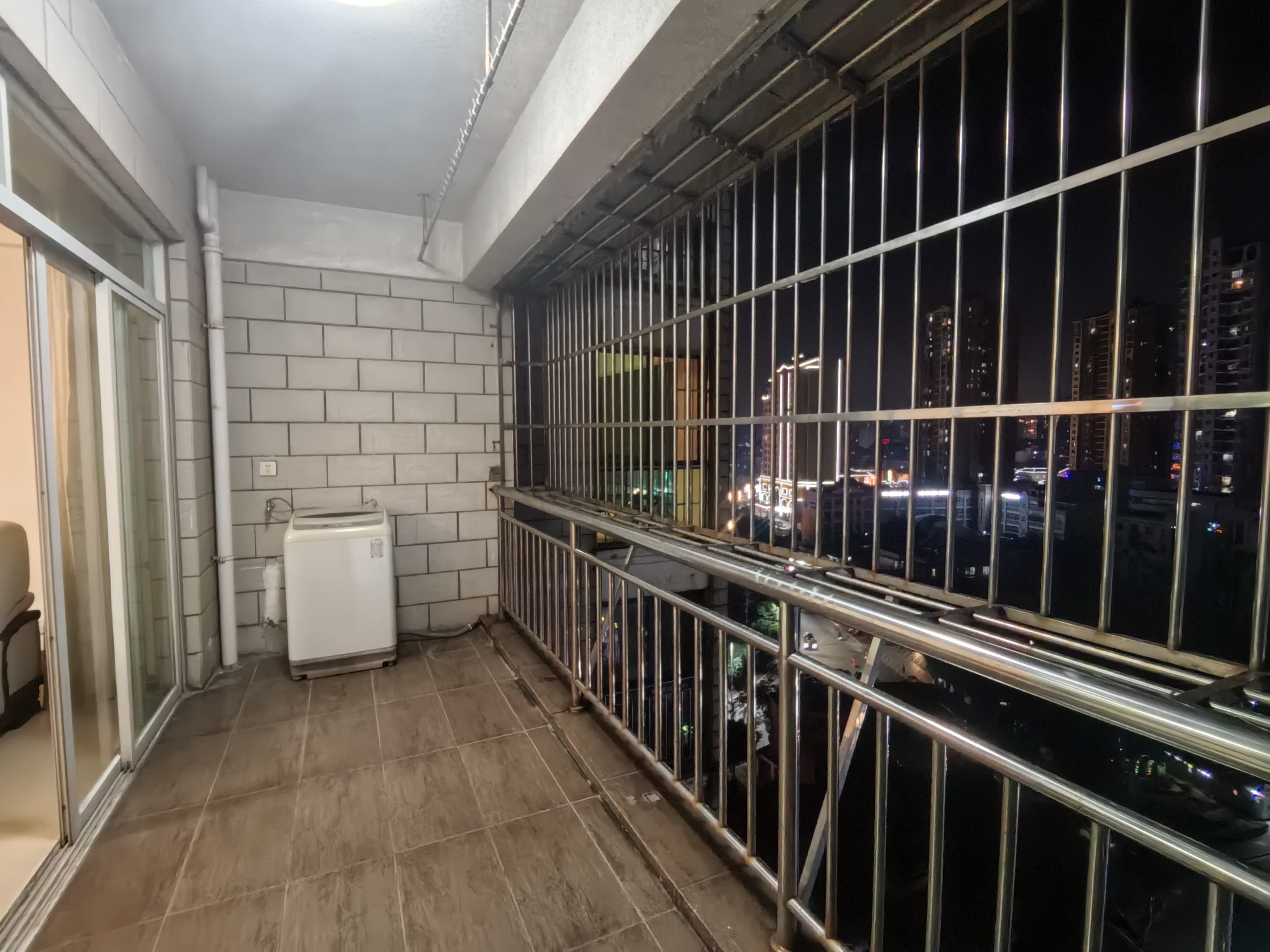 金牛生态小区  3室2厅2卫    3000.0元/月室内图