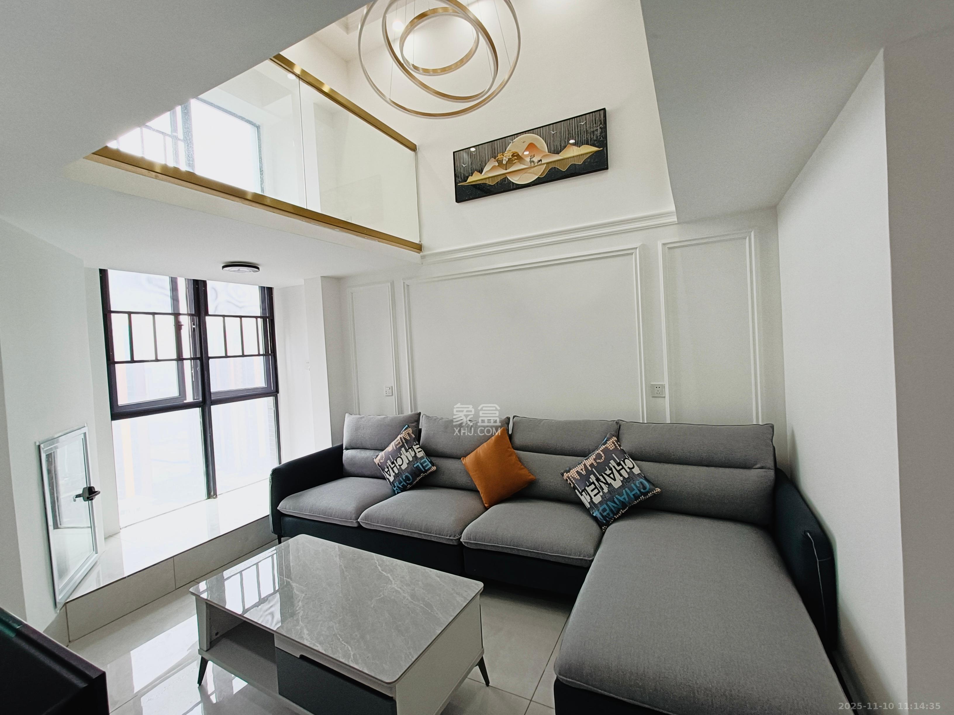 海伦春天  3室2厅2卫    2100.0元/月