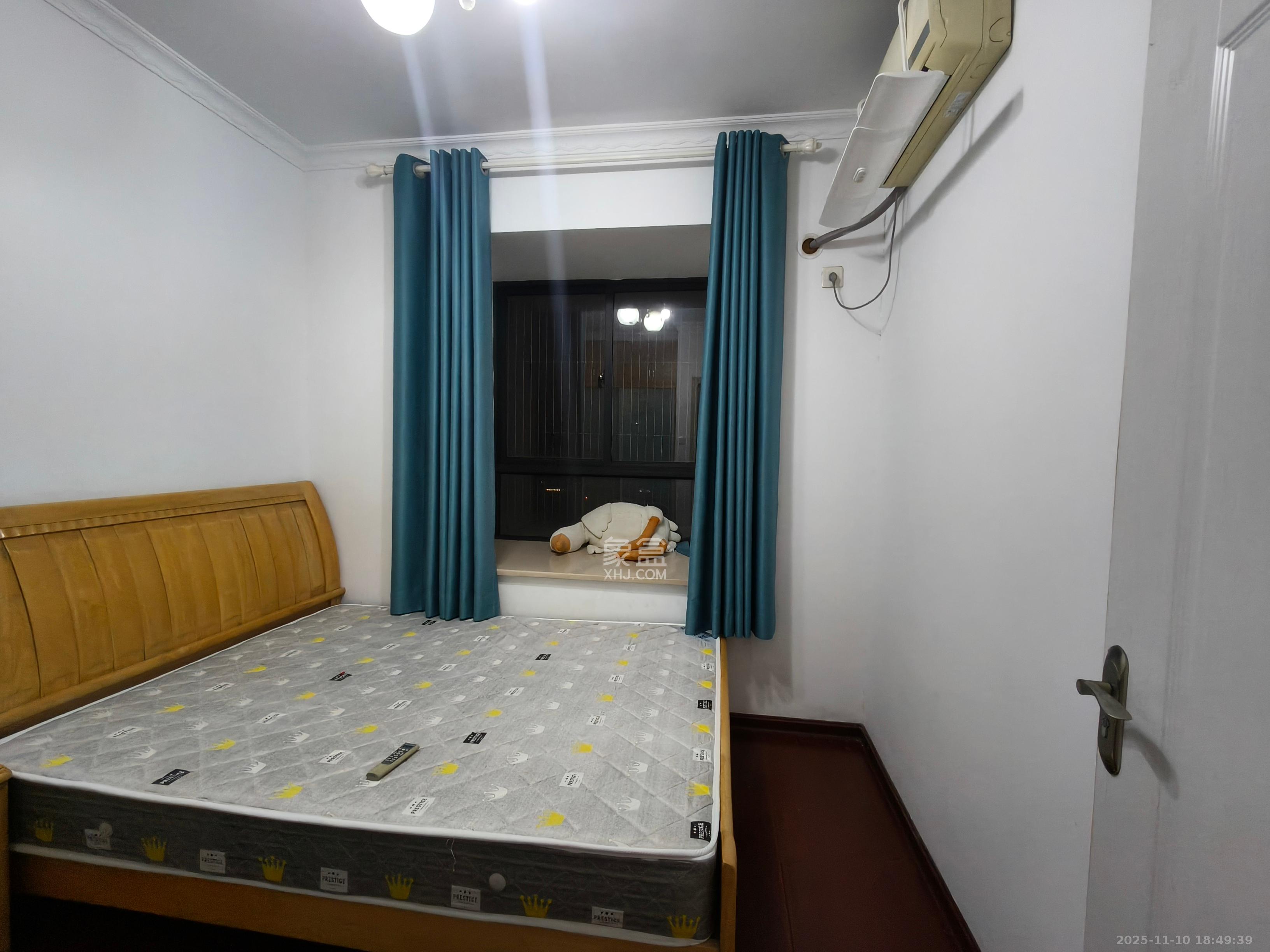 锦湘国际星城三期（锦绣苑）  2室1厅1卫    2200.0元/月室内图