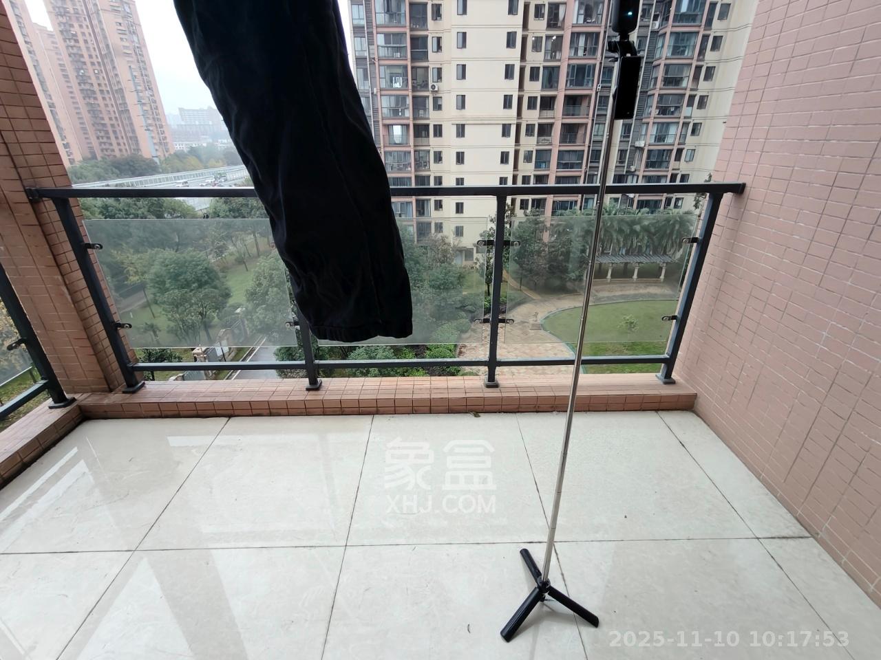 盛世耀凯  2室2厅1卫    2000.0元/月室内图