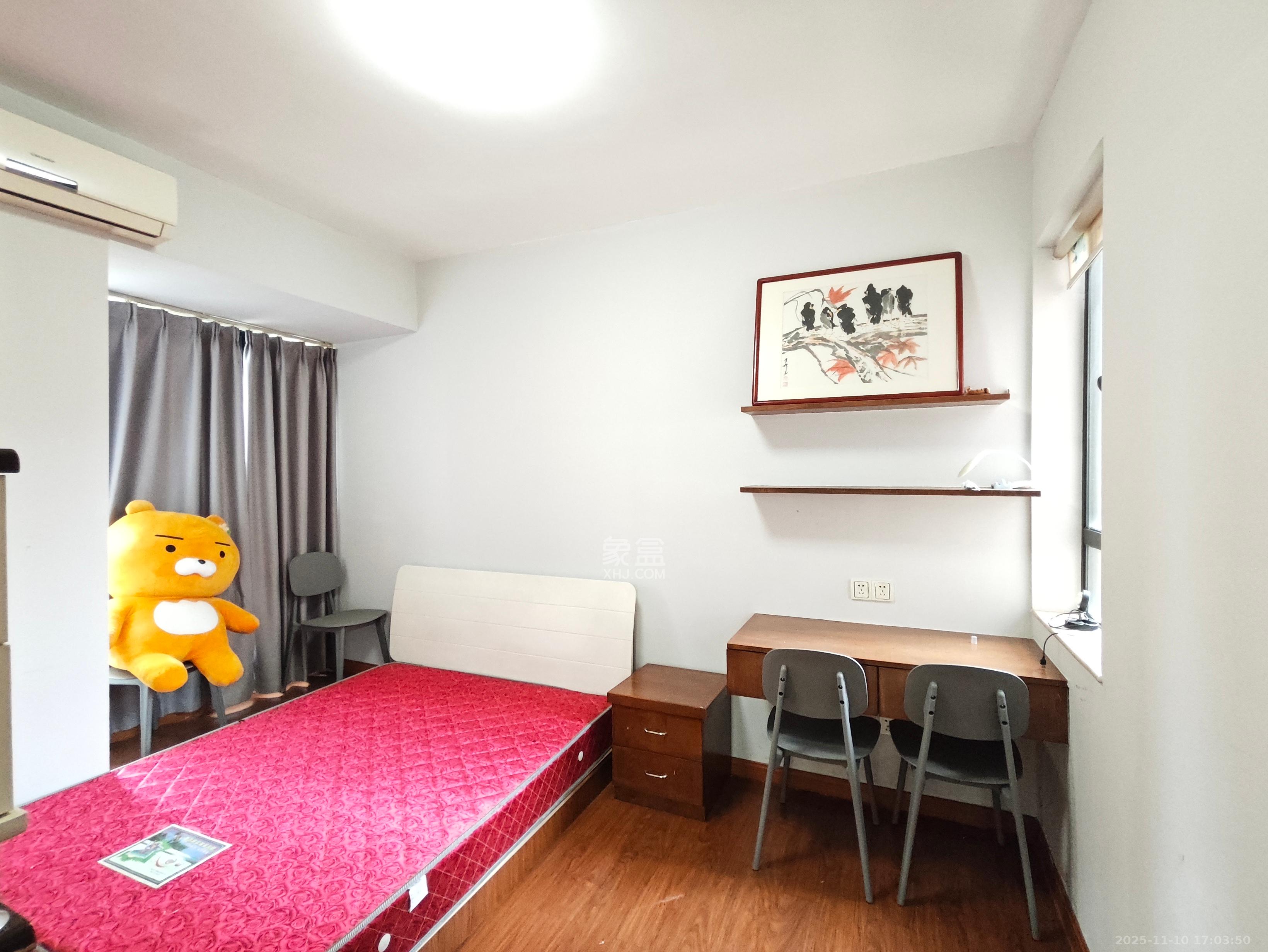 长大卧琥  3室2厅2卫    3200.0元/月室内图