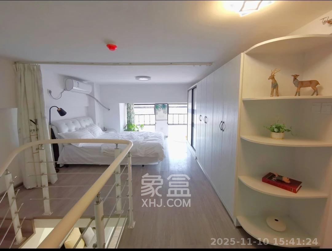 华润置地广场二期 2室2厅1卫 1800.0元/月 华润置地广场二期 2室2厅1卫 1800.0元/月室内图