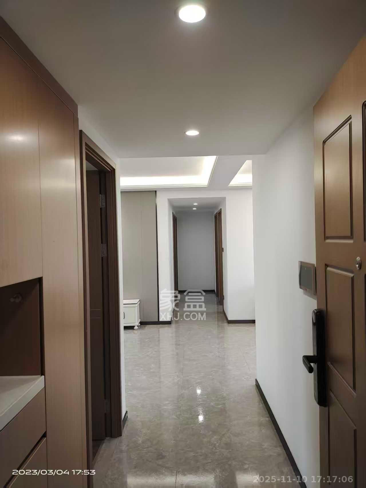 招商华发依云曦城 4室2厅2卫 2800.0元/月 招商华发依云曦城 4室2厅2卫 2800.0元/月室内图