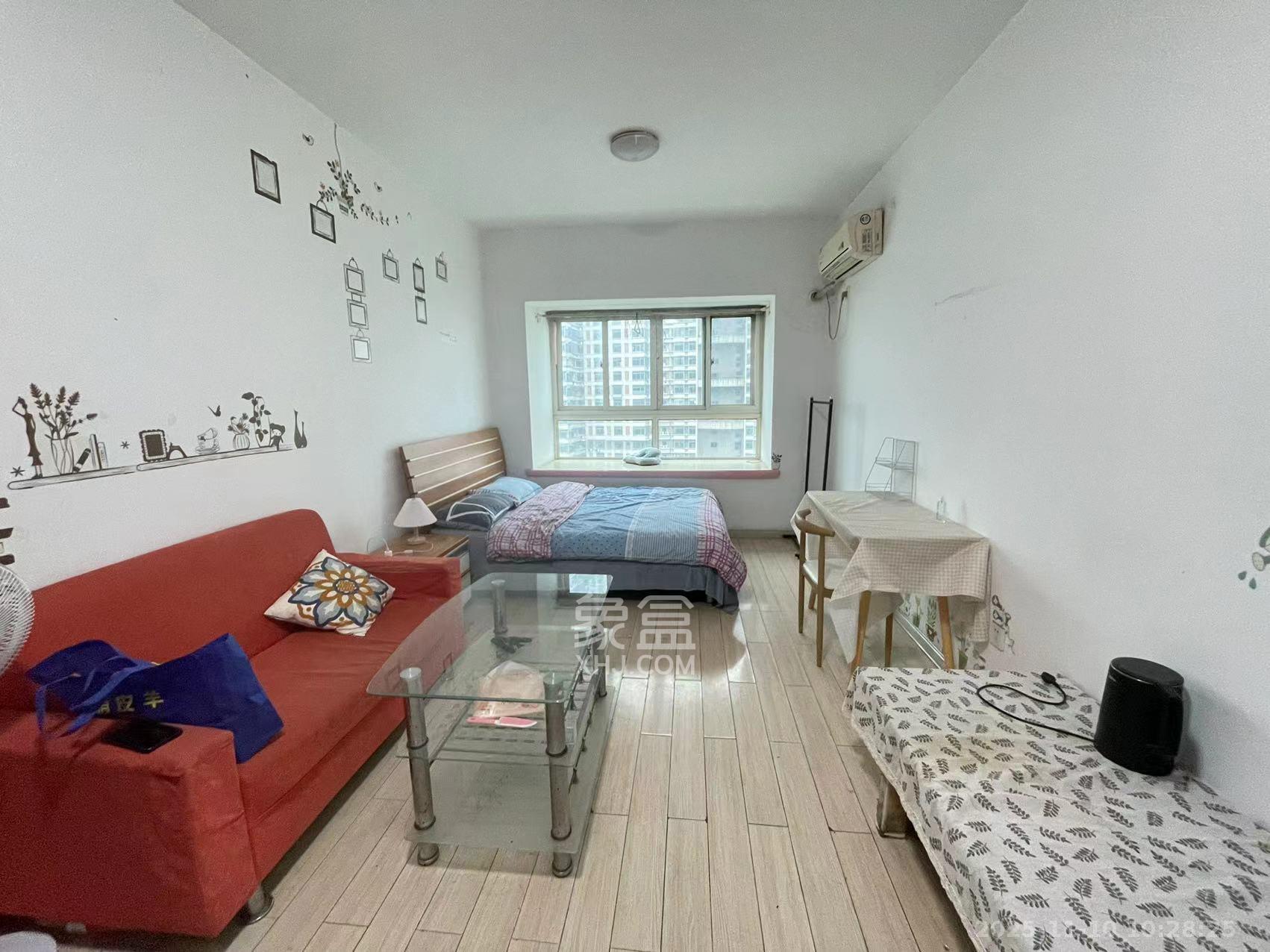 都市晨光  1室0厅1卫    1100.0元/月室内图