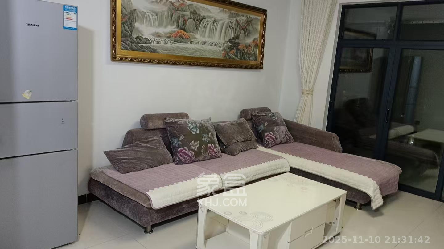 天悦嘉园 3室2厅1卫 2500.0元/月 天悦嘉园 3室2厅1卫 2500.0元/月室内图