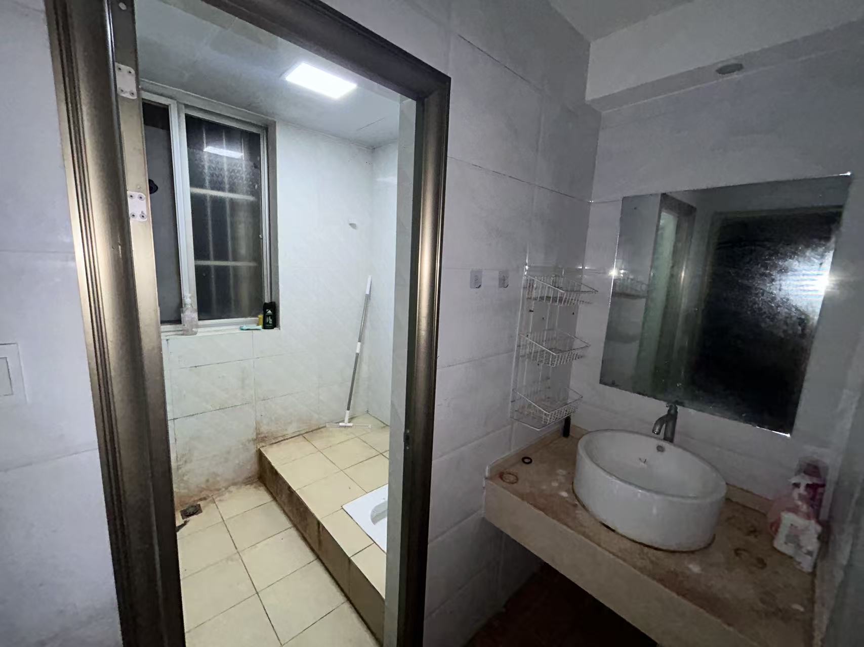 祥安小区  2室1厅1卫    1700.0元/月室内图