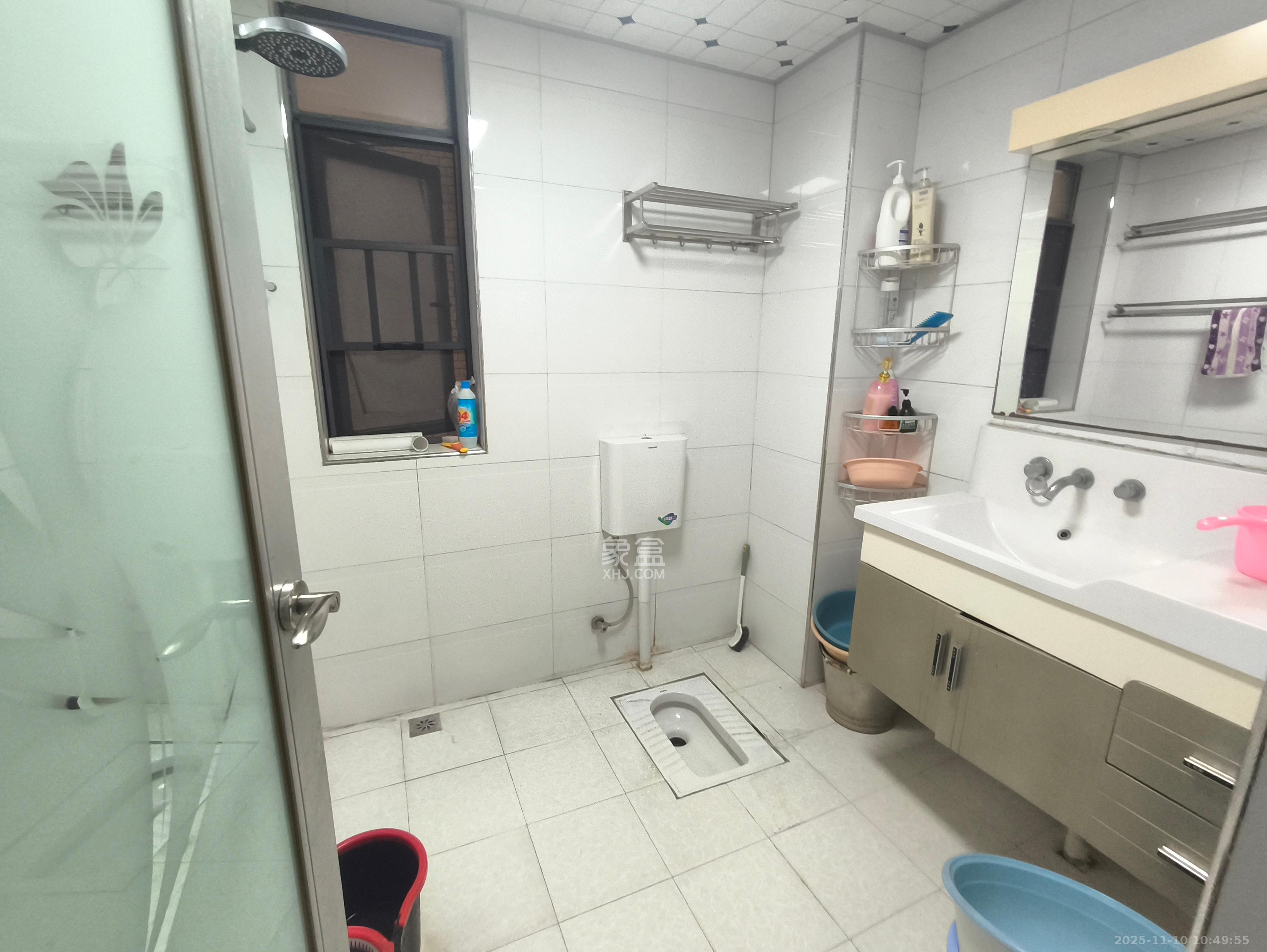 中国铁建国际城一期  2室2厅1卫    1400.0元/月室内图