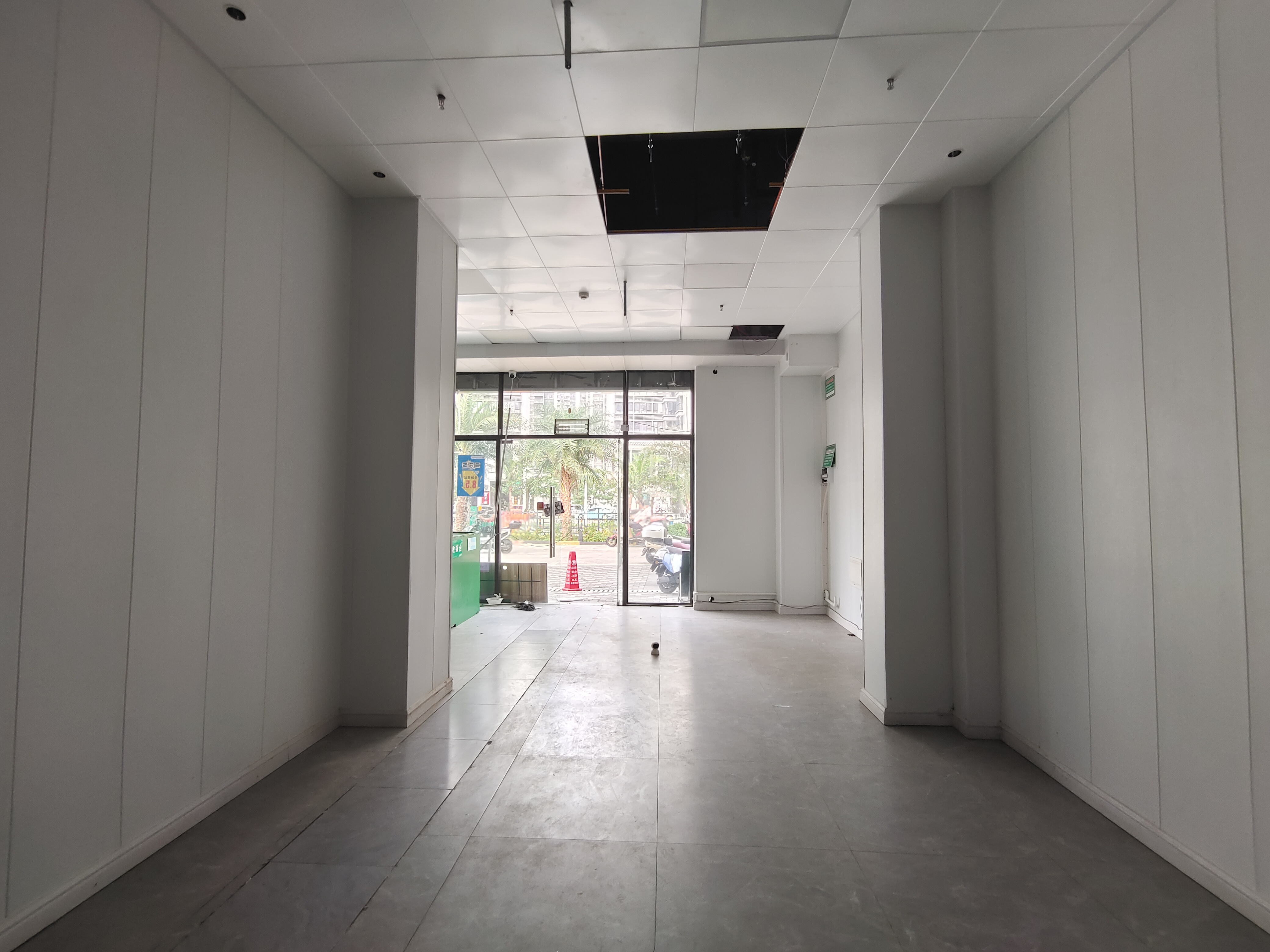 坡博家园五区   84.23㎡      6000.0元/月室内图