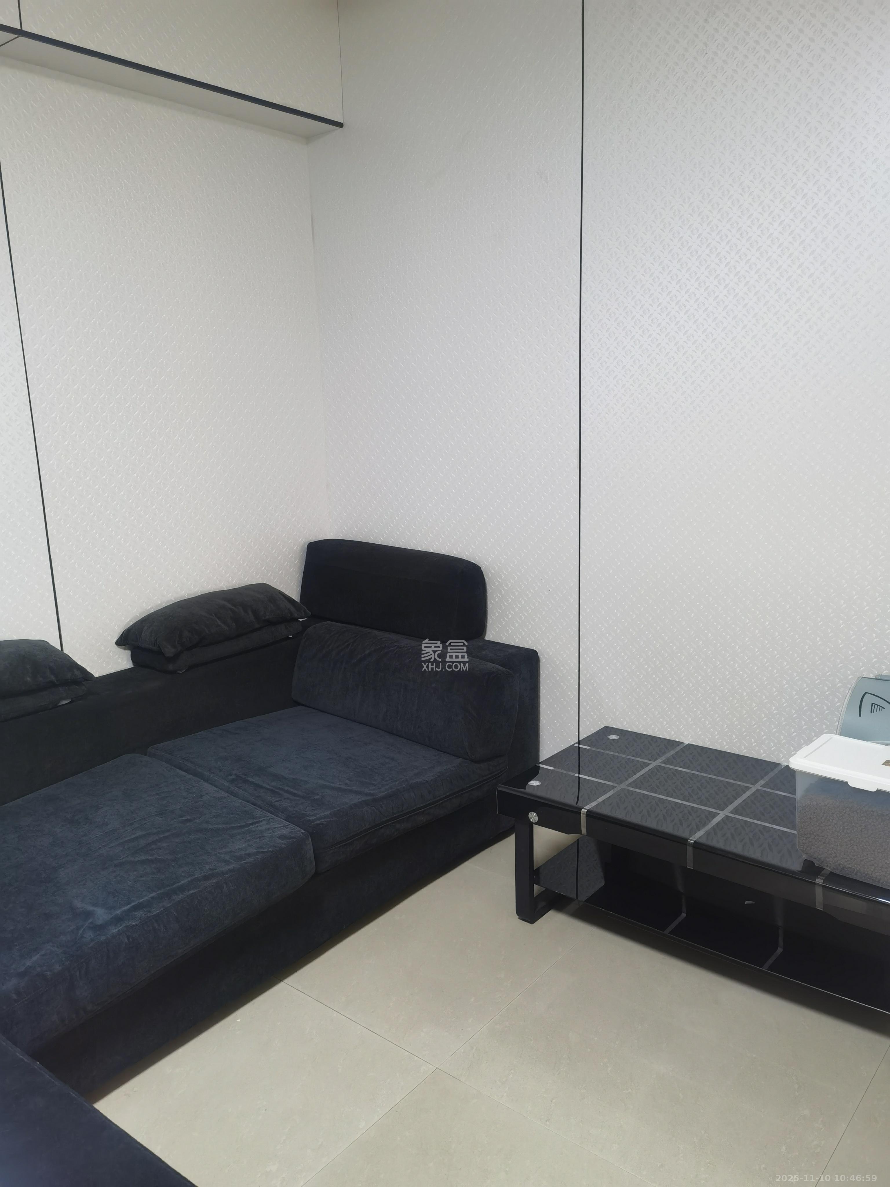 湘聚大厦  1室1厅1卫    1400.0元/月室内图1