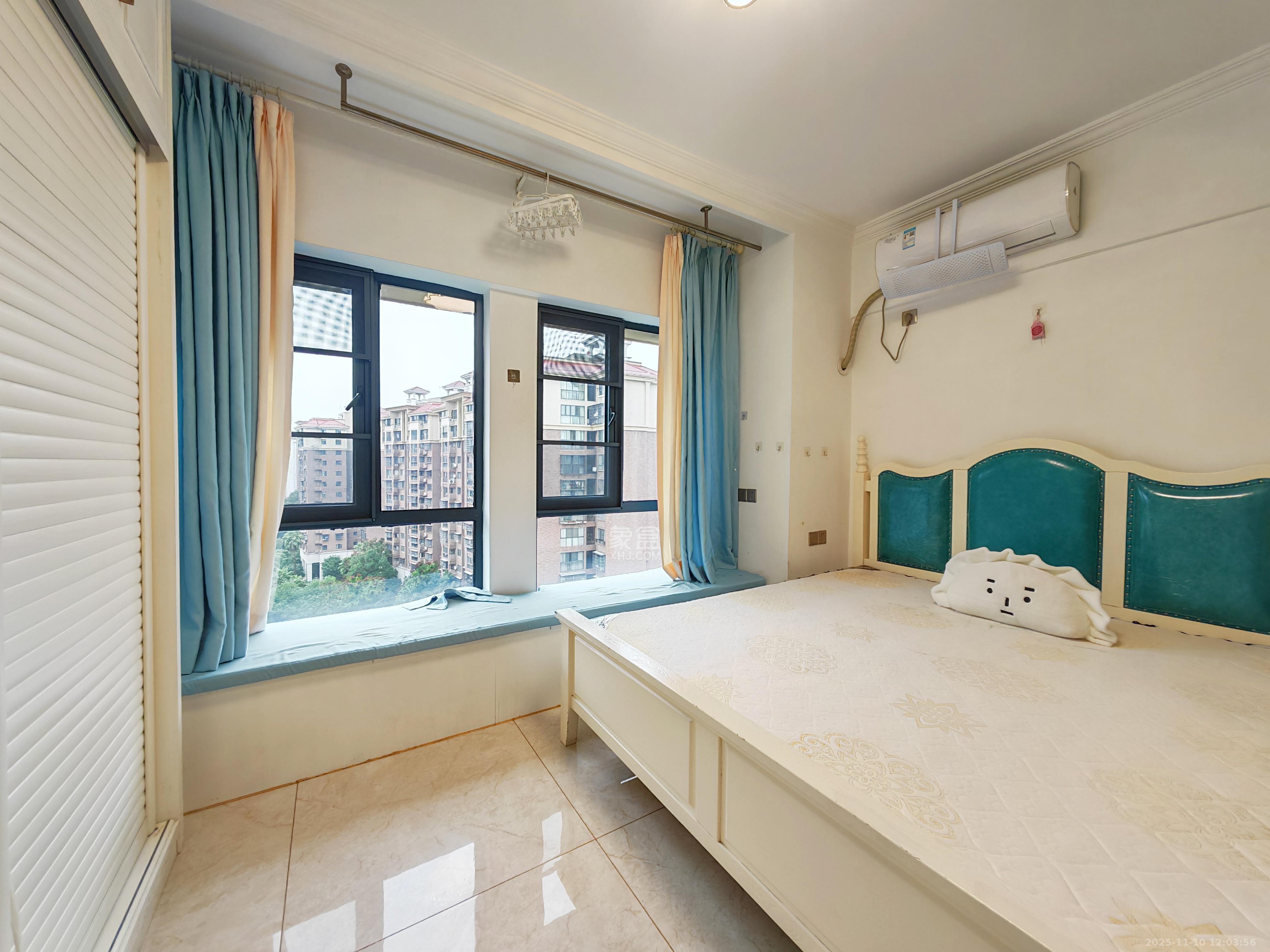 鑫远玲珑  1室1厅1卫    1500.0元/月室内图