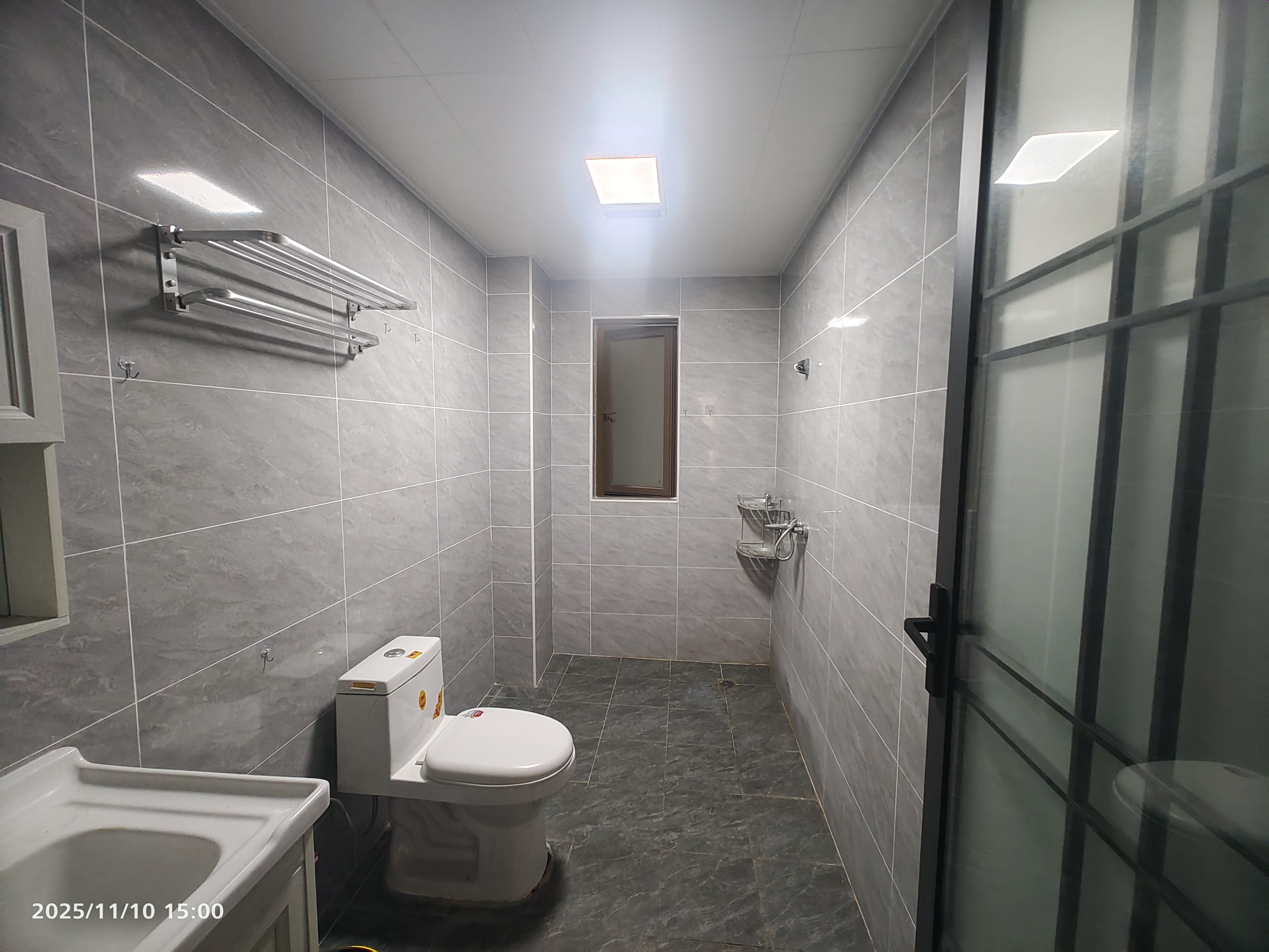 弘阳昕悦府  3室1厅1卫    2700.0元/月户型图