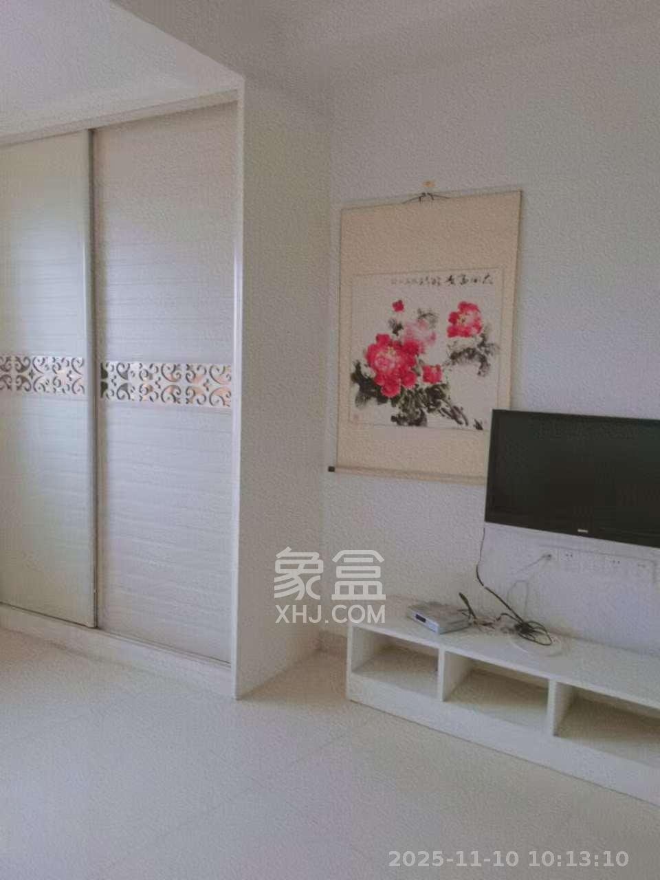 观园国际公寓  1室1厅1卫    1700.0元/月室内图