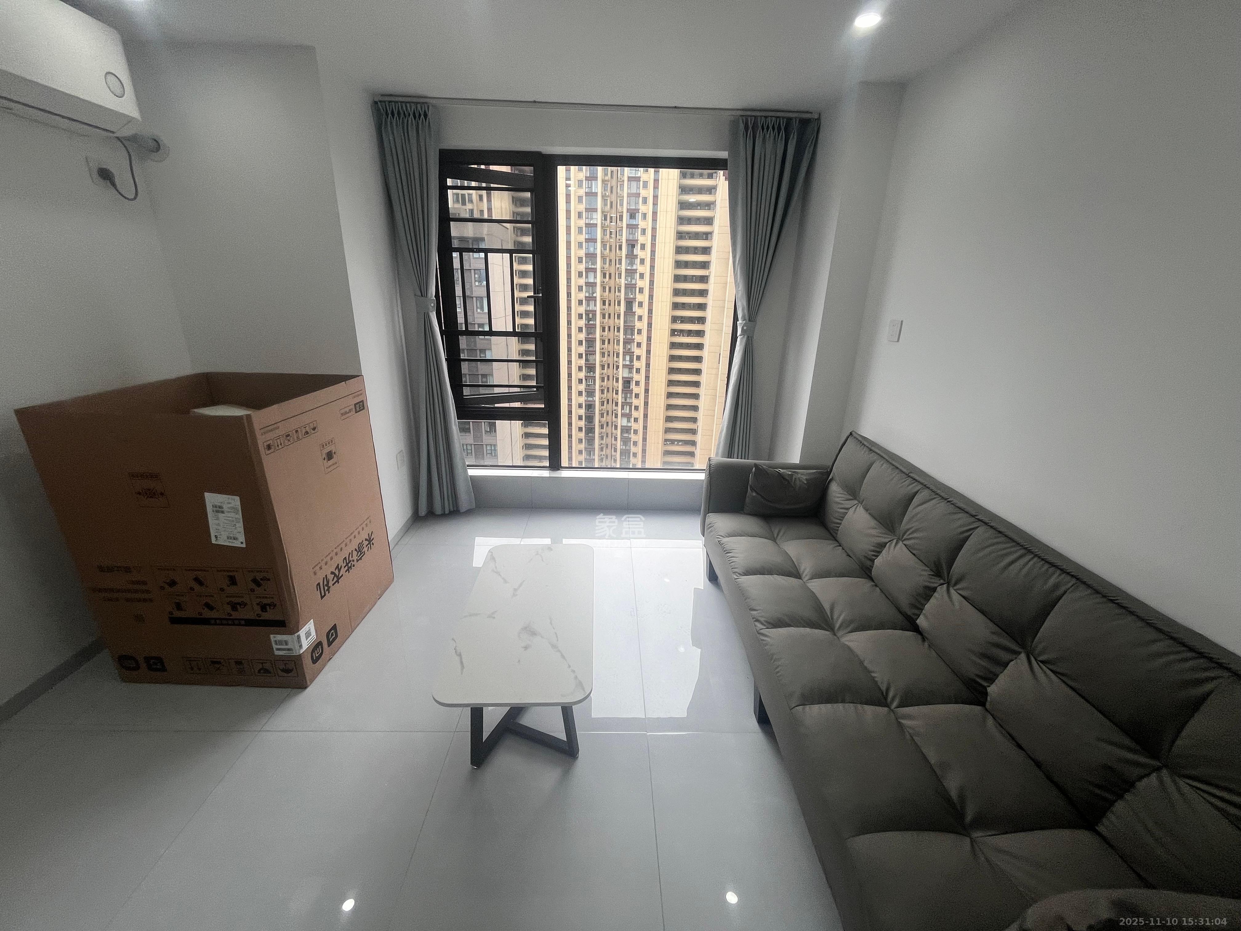 卓越江岸 2室1厅1卫 2500.0元/月 卓越江岸 2室1厅1卫 2500.0元/月室内图