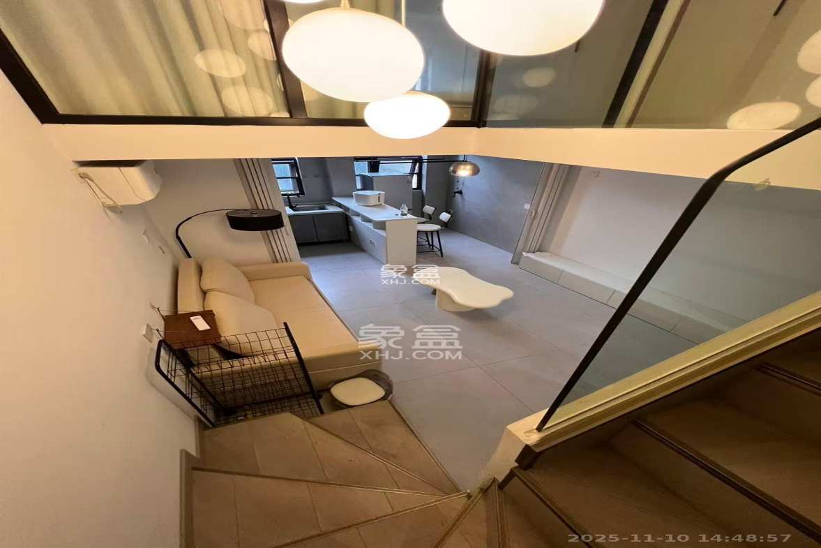 天鸿天府(天鸿中央大院) 1室0厅0卫 2500.0元/月 天鸿天府(天鸿中央大院) 1室0厅0卫 2500.0元/月室内图