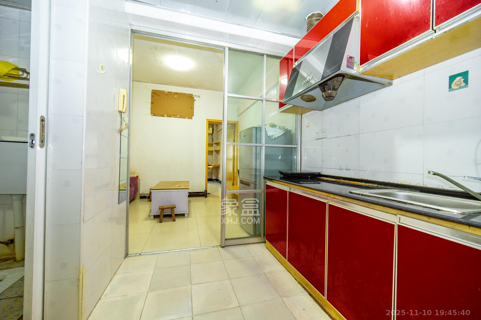 尚都花园城  1室1厅1卫    17.8万厨房