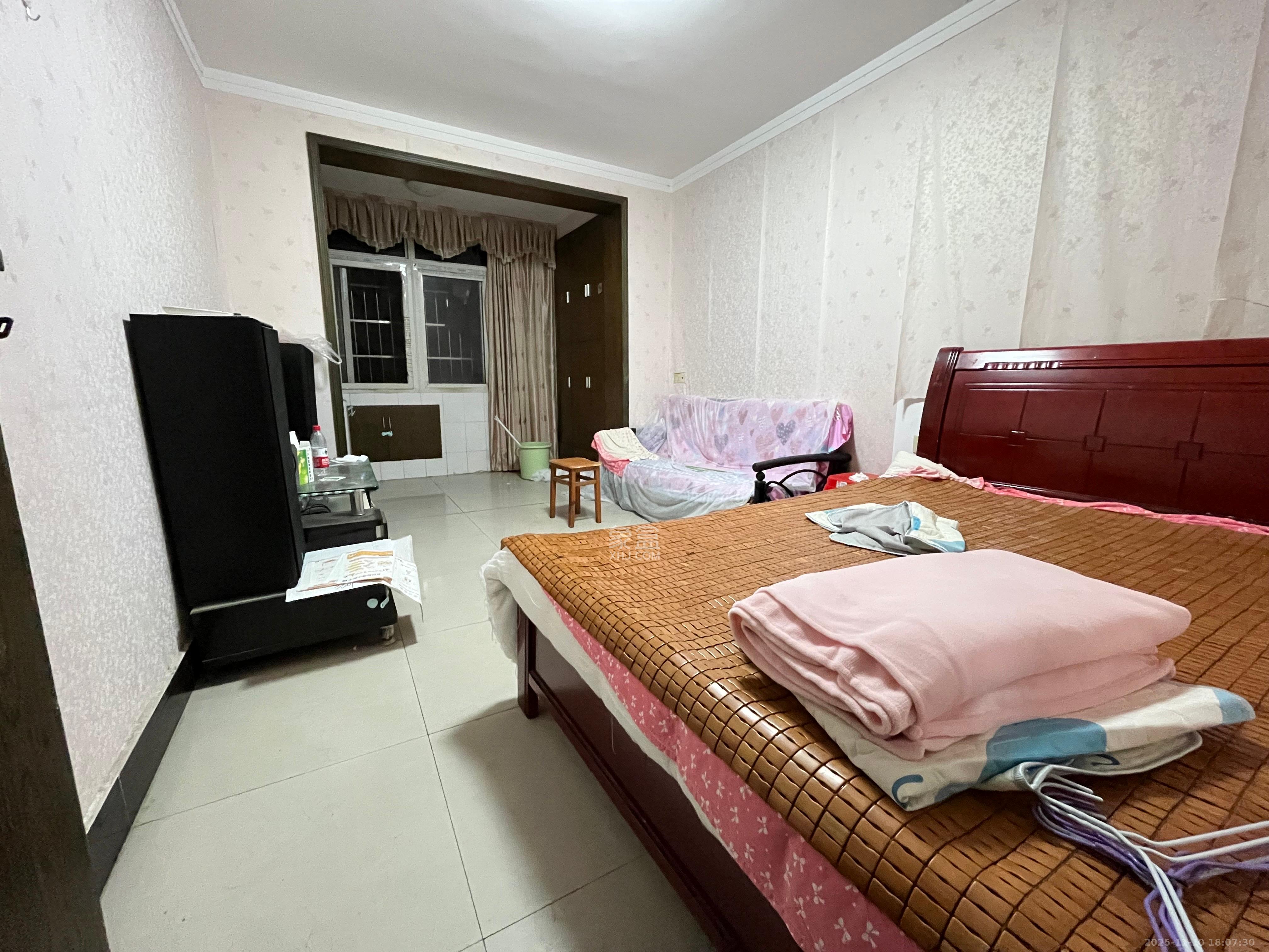 留芳里散盘  2室1厅1卫    1600.0元/月室内图