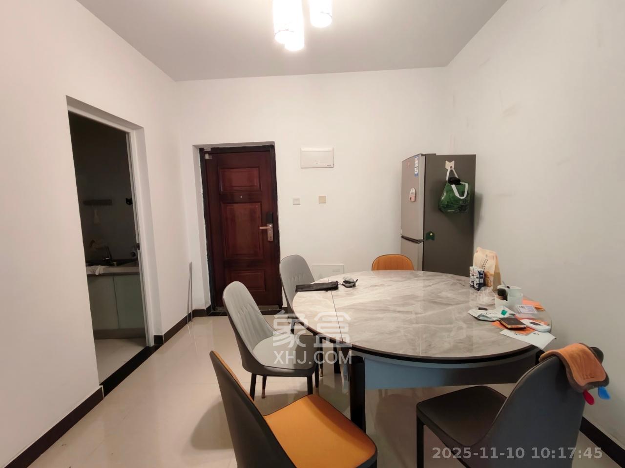 盛世耀凯  2室2厅1卫    2000.0元/月室内图